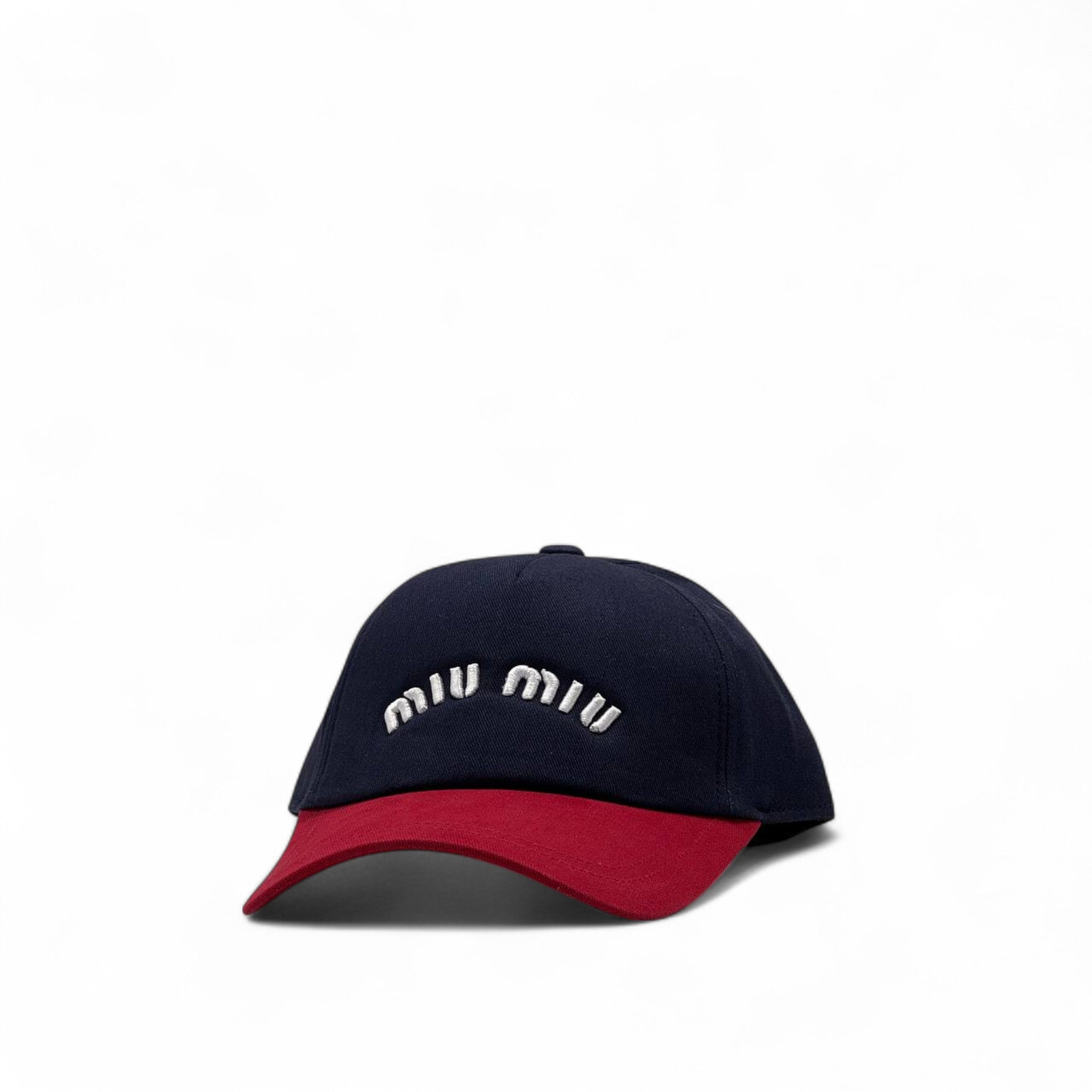 Miu Miu Two-Tone Cap ๐ต๐ด โ Chic Meets Sporty