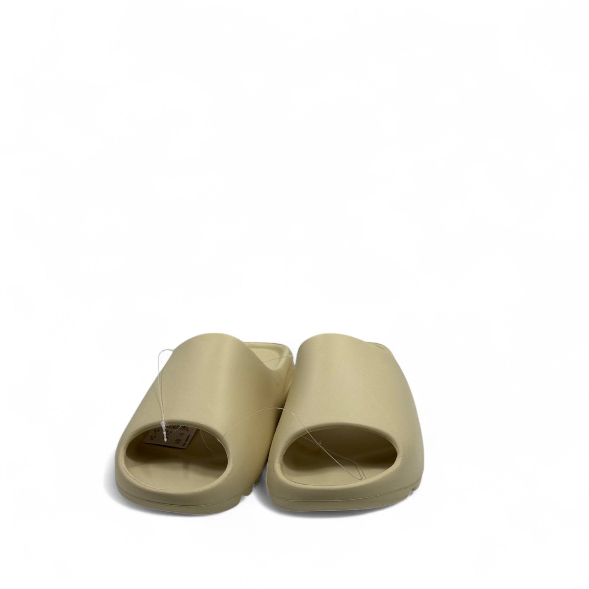 Adidas Yeezy-Style Slides – Beige Foam Comfort for Everyday Wear 🟤