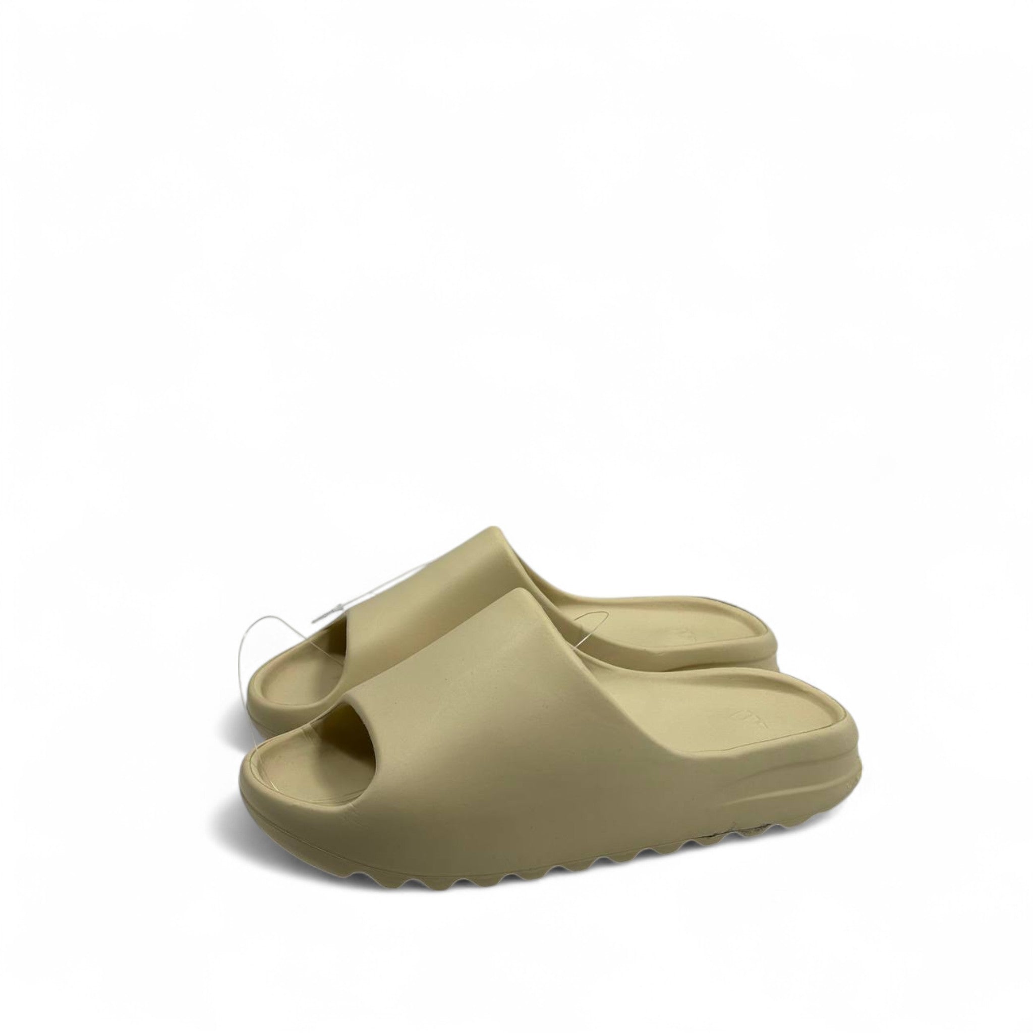 Adidas Yeezy-Style Slides – Beige Foam Comfort for Everyday Wear 🟤