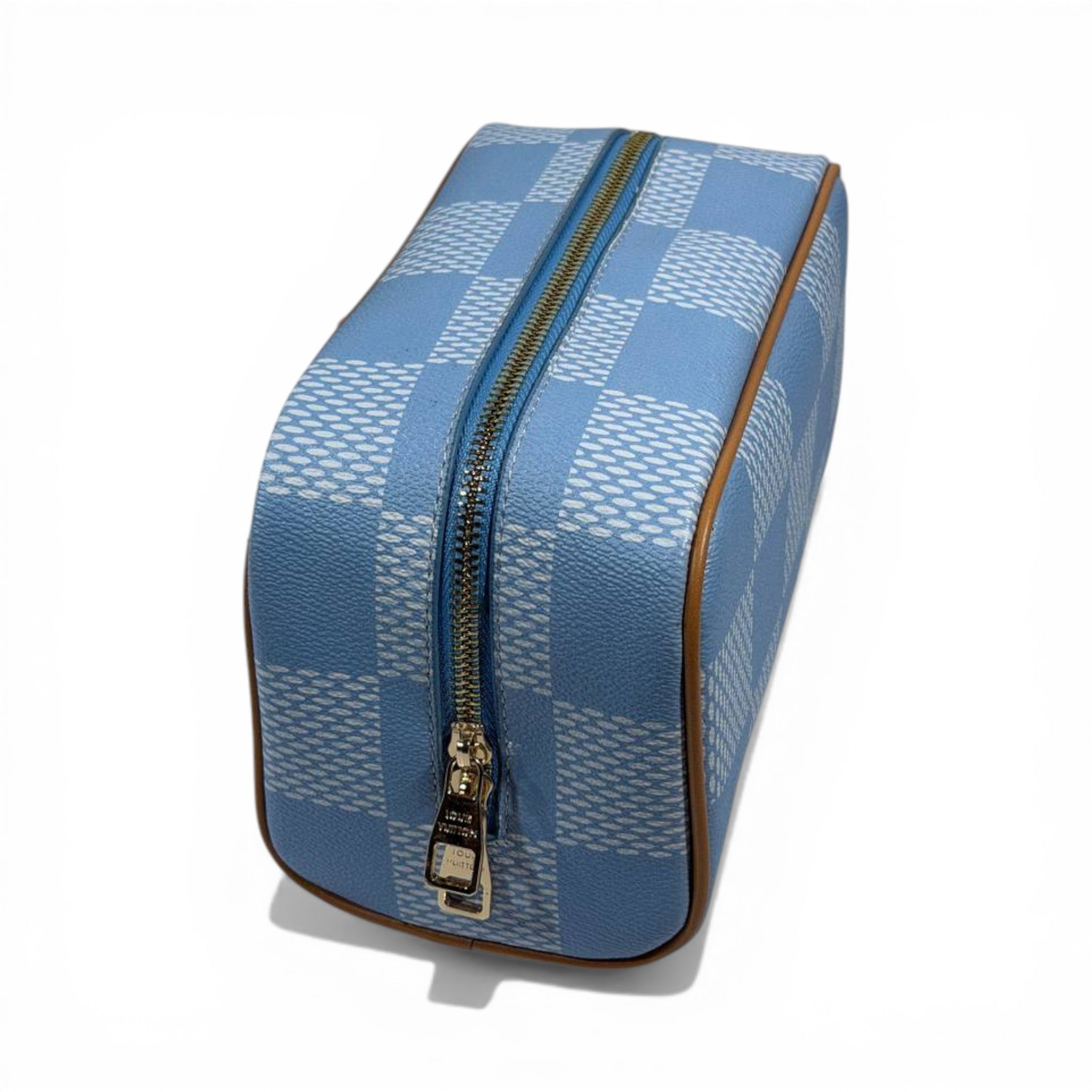 Louis Vuitton Damier Azure Blue Wristlet Pouch ๐โจ๐