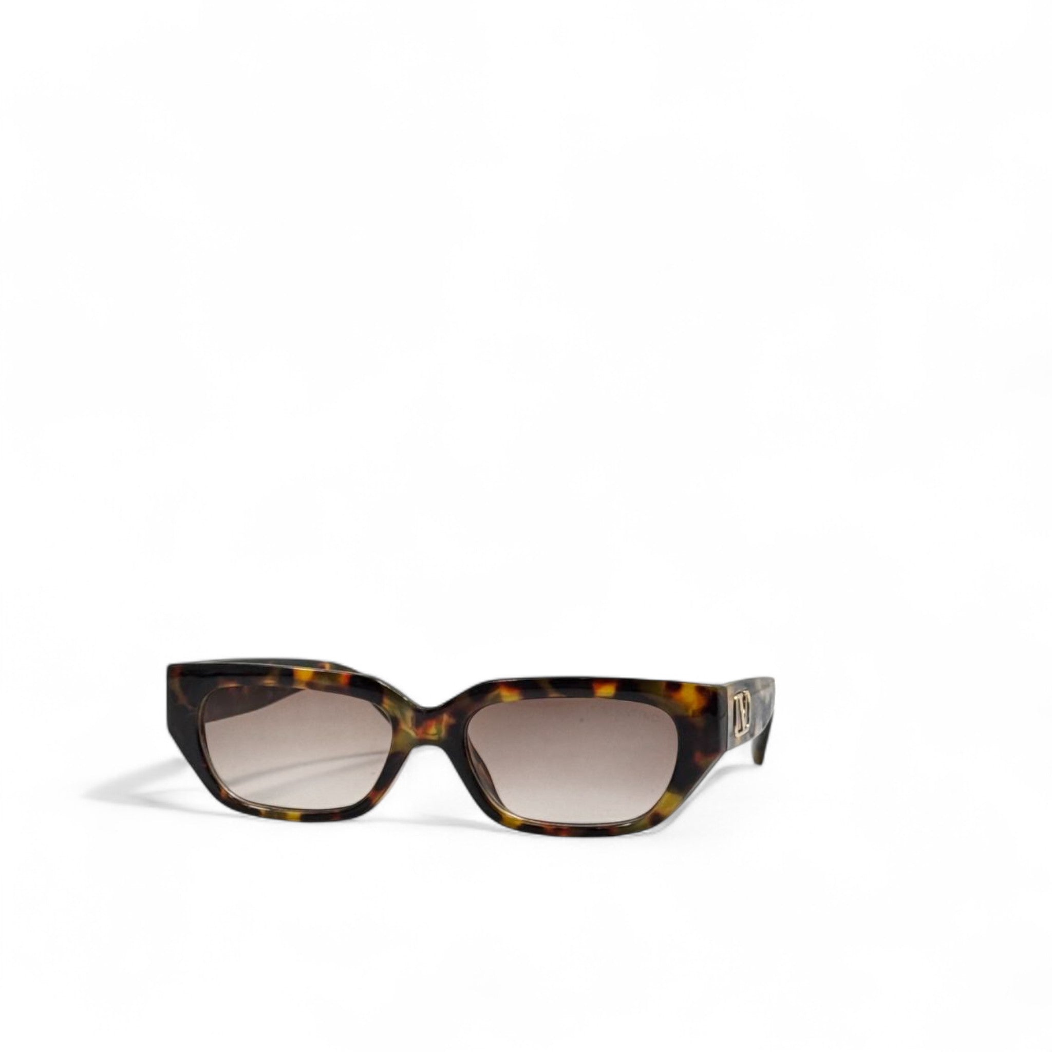 Valentino VLogo Sunglasses 🐆 | Tortoiseshell Frame with Brown Gradient Lenses
