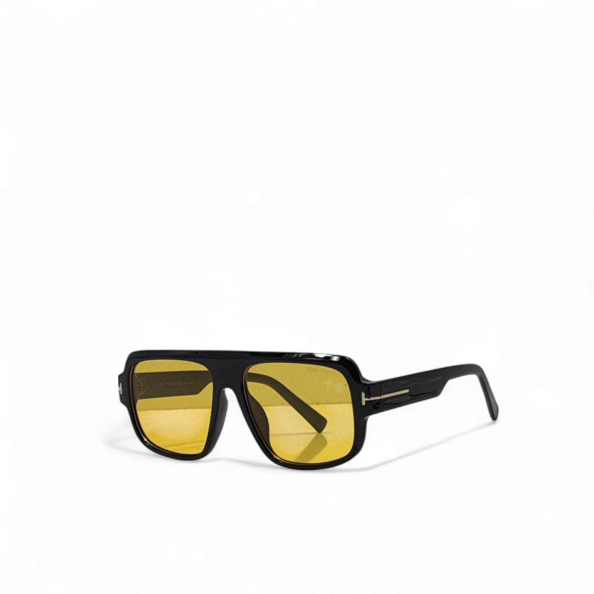 Tom Ford Shield Sunglasses with Yellow Lenses – Statement Retro Vibes 🟨🖤
