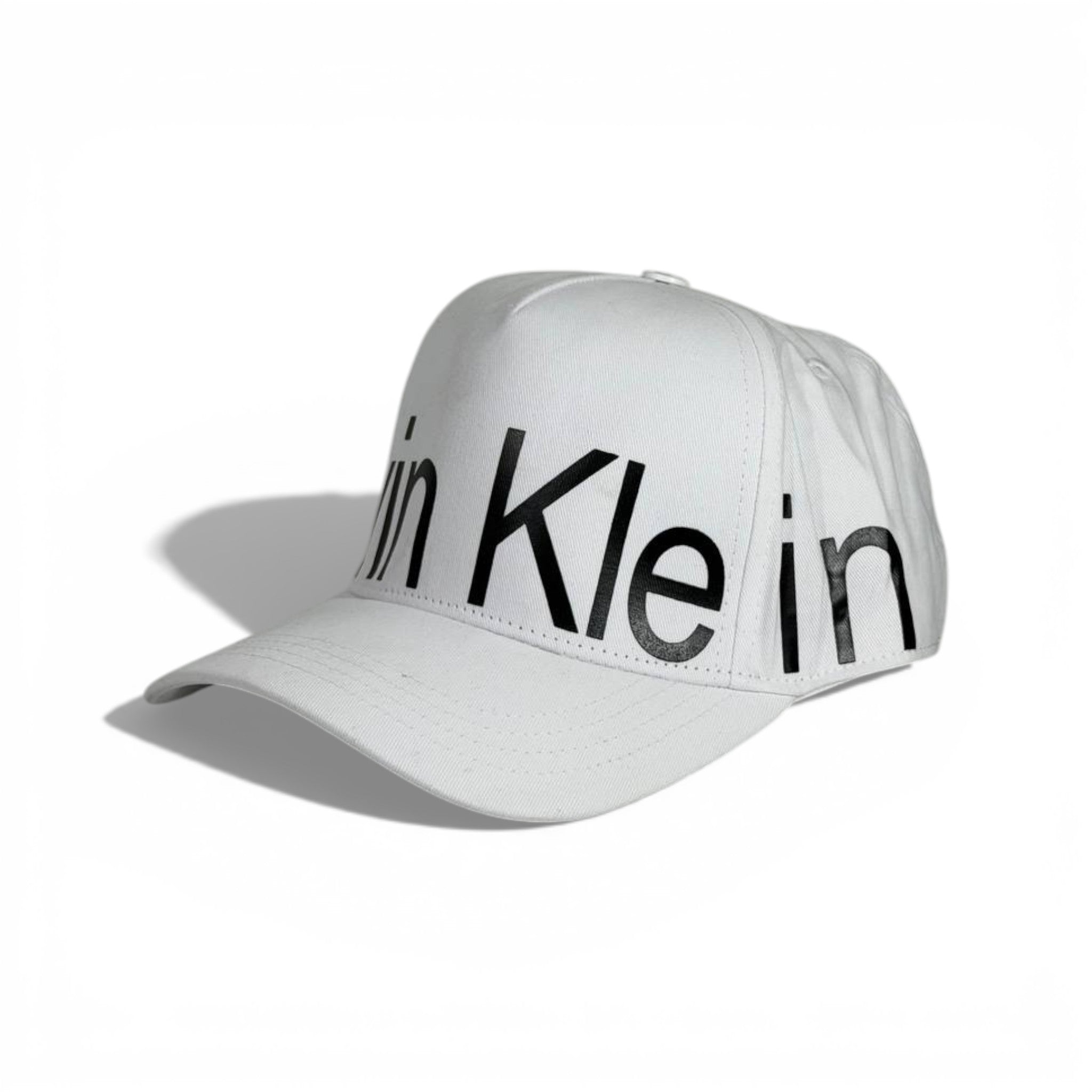 🧢 Calvin Klein White Baseball Cap – Bold Logo Minimal Edition 🤍🖤✨