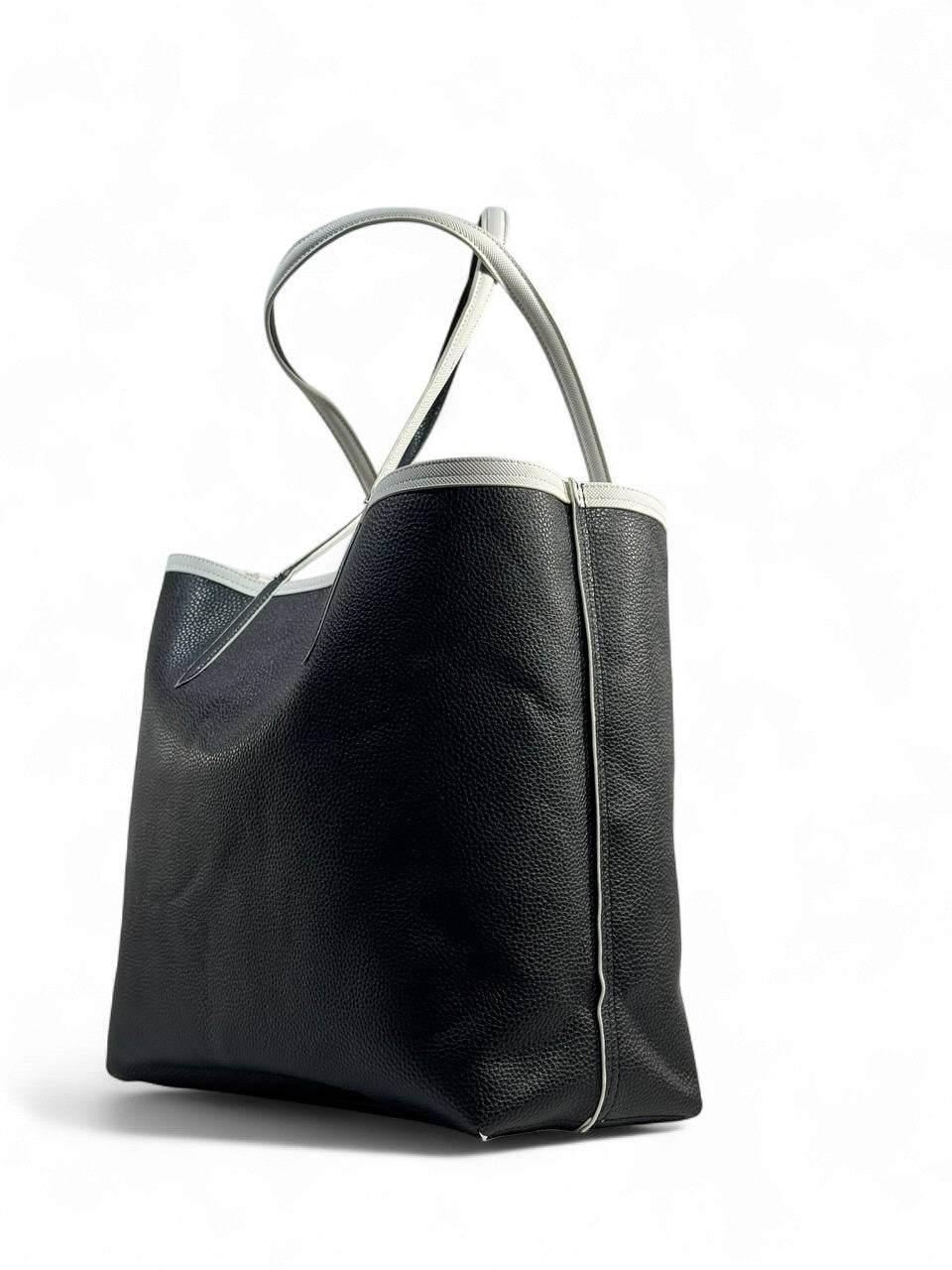 Lacoste Double-Face Large Tote Bag 🖤🤍 — Reversible with Logo Pouch | Premium Chic Style