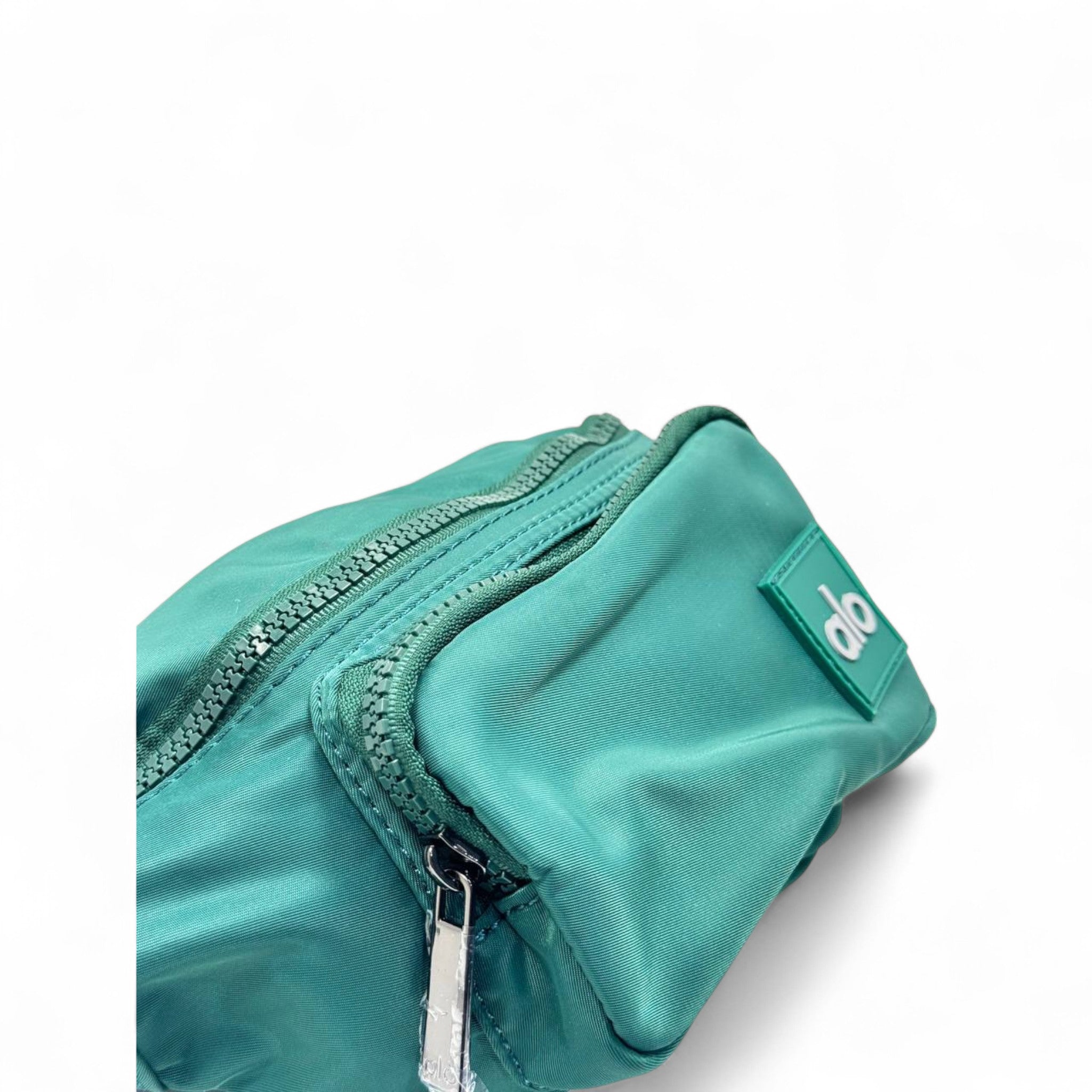 Alo Utility Belt Bag โ Emerald Green ๐๐