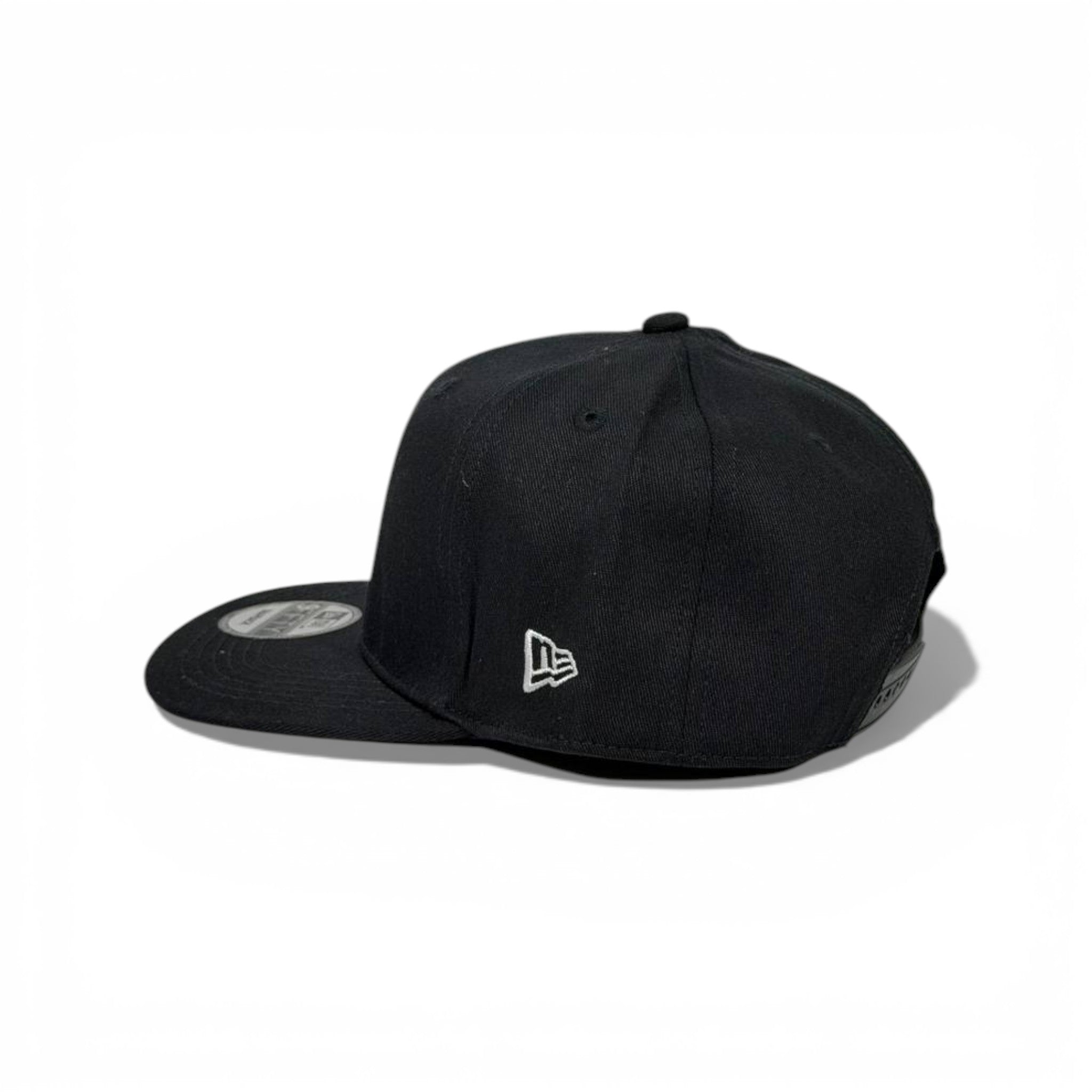 š§¢ Las Vegas Raiders Black Flat Brim Cap ā Classic NFL Streetwear š¤š“āā ļø