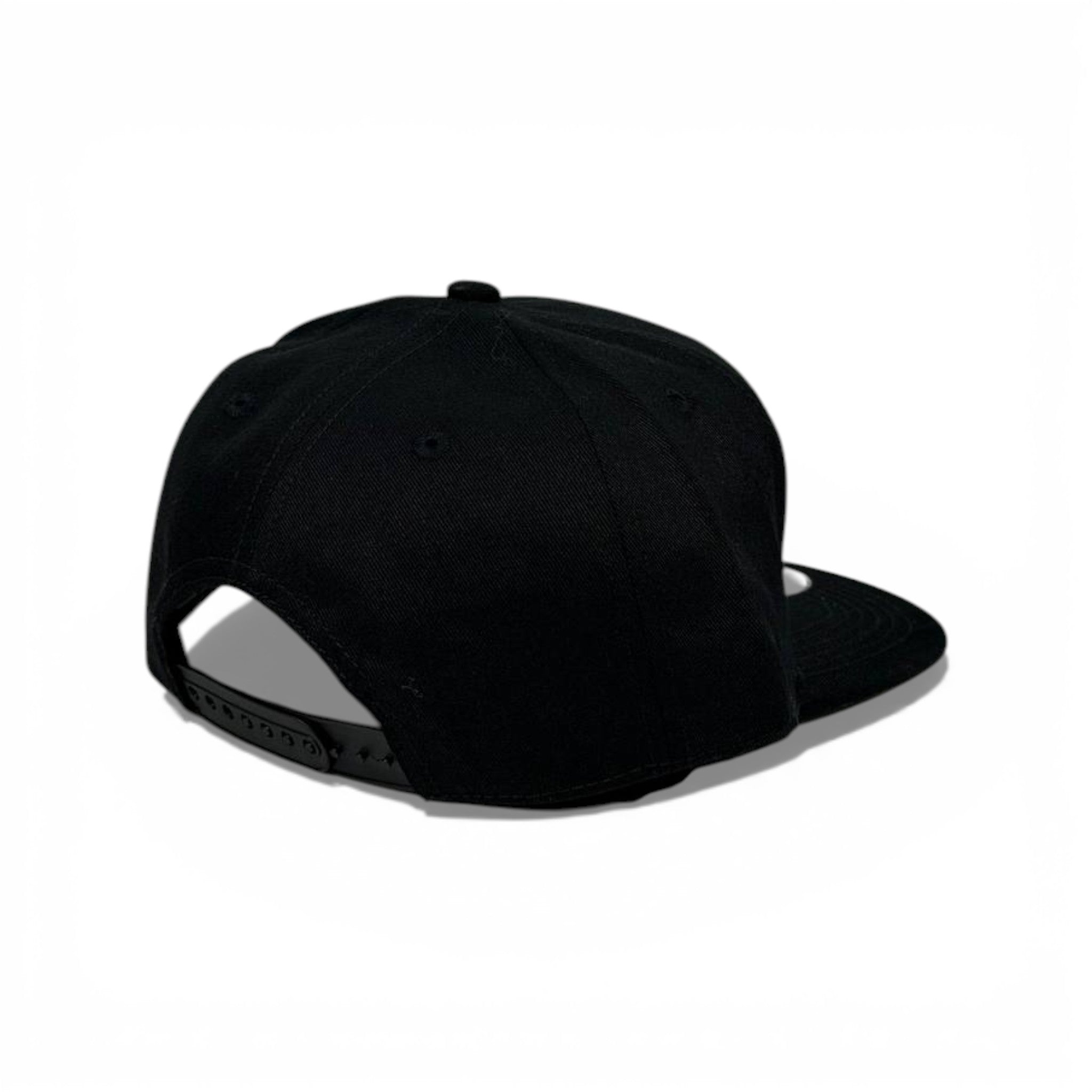 š§¢ Las Vegas Raiders Black Flat Brim Cap ā Classic NFL Streetwear š¤š“āā ļø