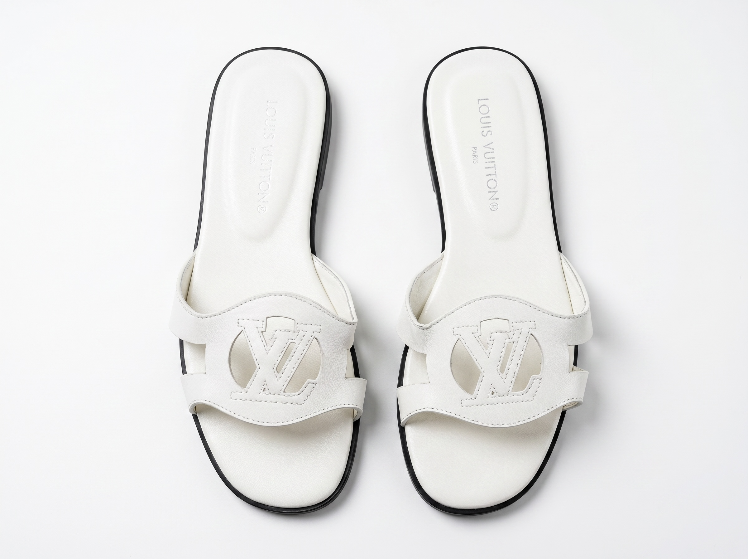 Louis Vuitton LV Cut-Out Flat Sandals – White 🤍✨