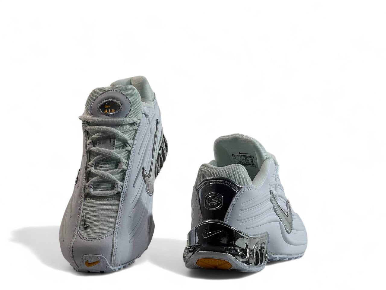 ⚡ Nike Shox Silver Chrome Edition 👟 | Luxury Meets Performance