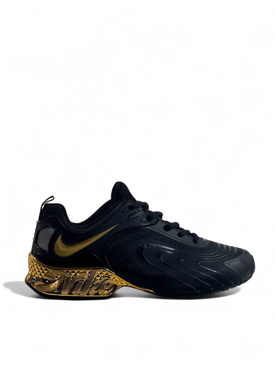 🏆 Nike Zoomwave Black Gold Edition 👟 | Royal Power. Limitless Motion.