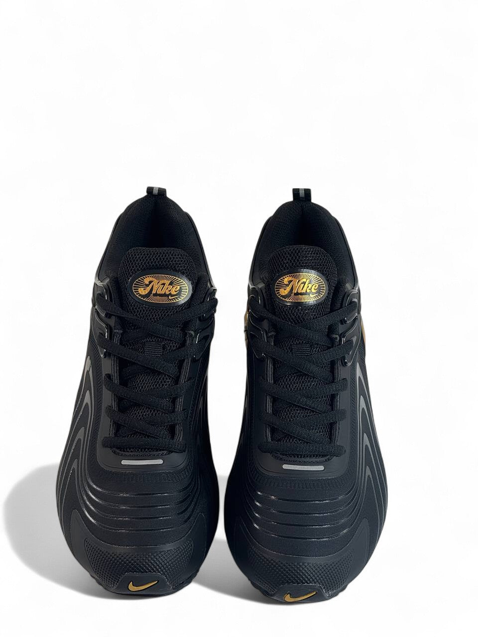 🏆 Nike Zoomwave Black Gold Edition 👟 | Royal Power. Limitless Motion.