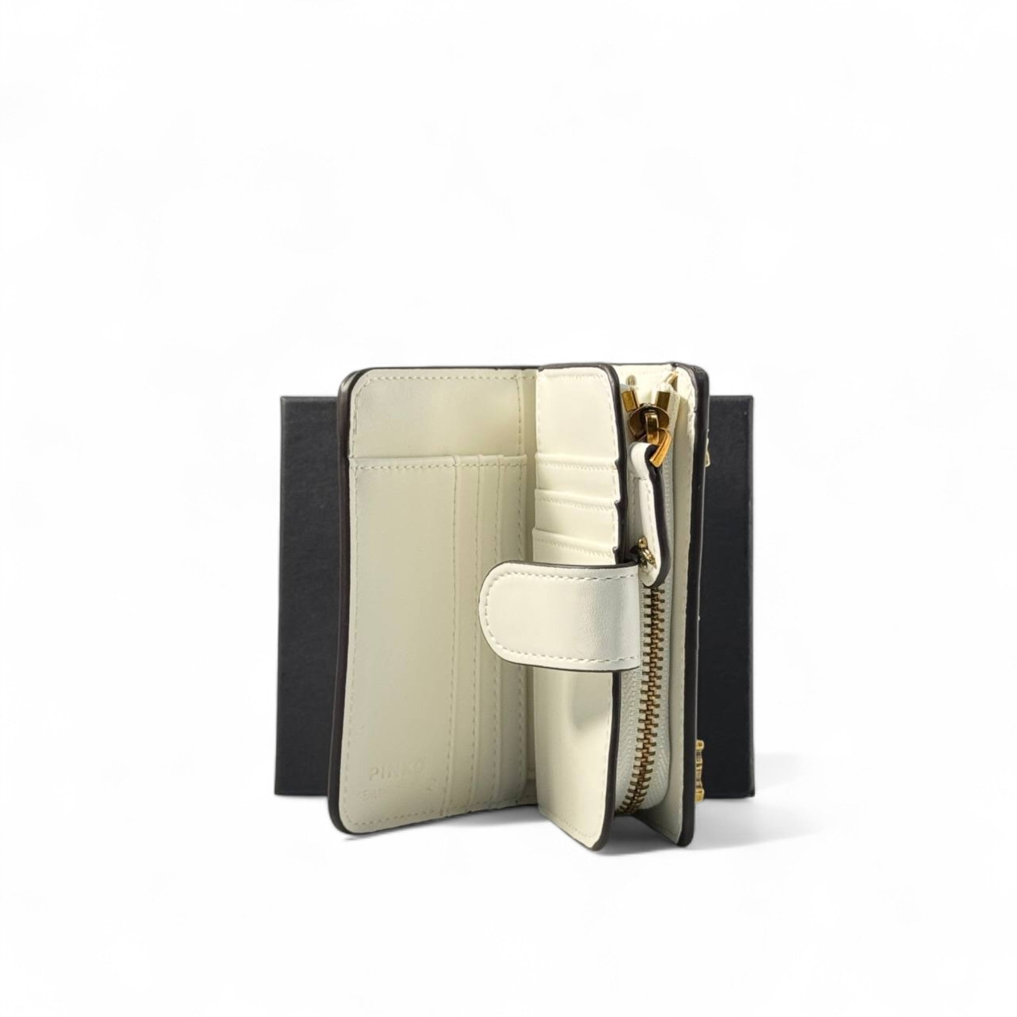 ๐ค Pinko Charm Wallet โ Ivory with Gold Icons & Red Lips Detail ๐โจ