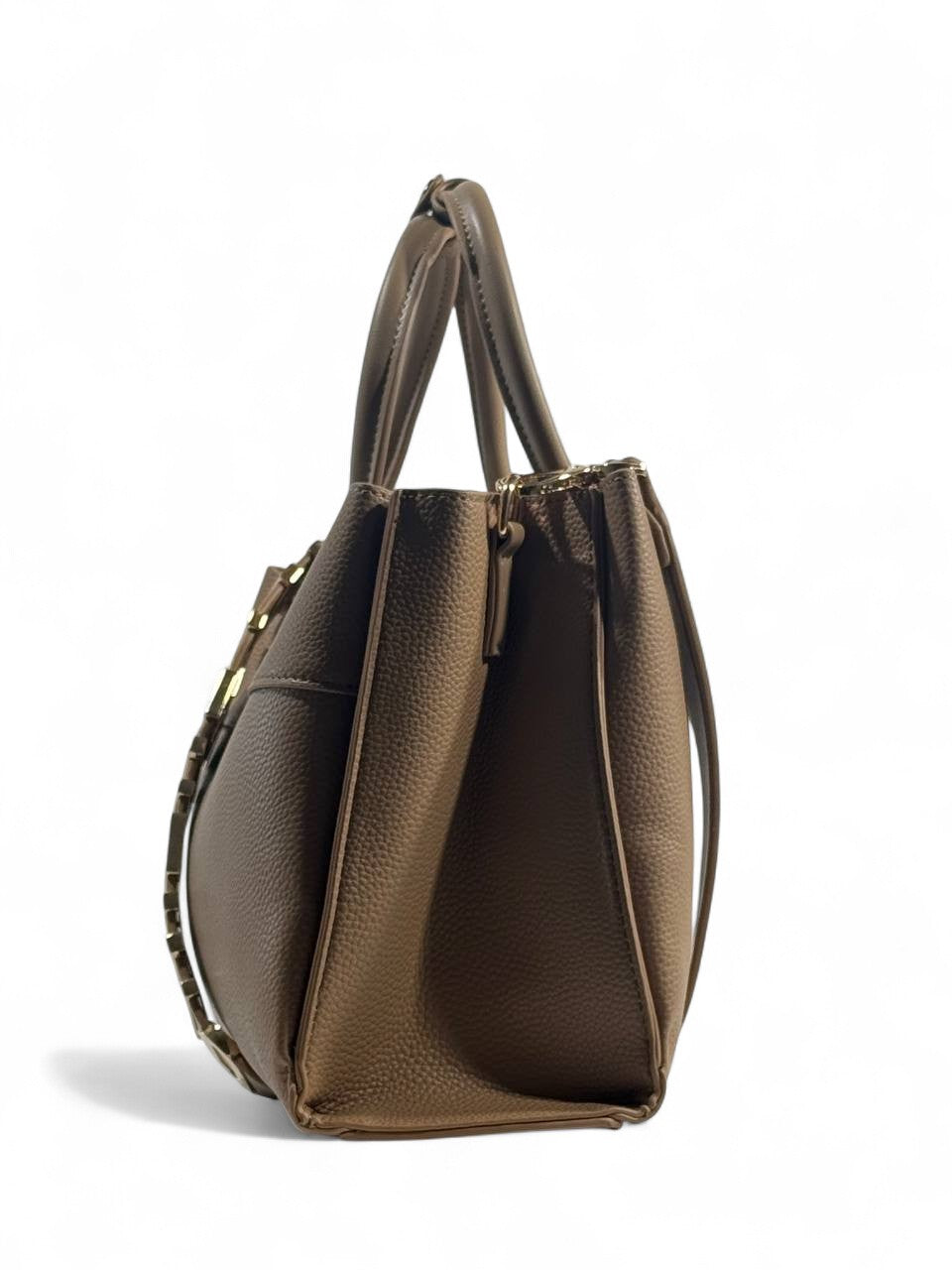 ✨ Valentino Garavani Leather Tote – Iconic Gold Strap Edition ✨