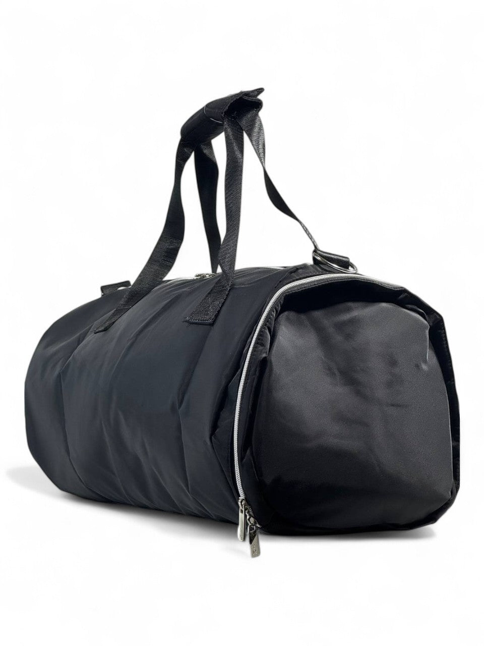 🖤 Tommy Hilfiger Duffel Bag – Black Classic Edition 🖤