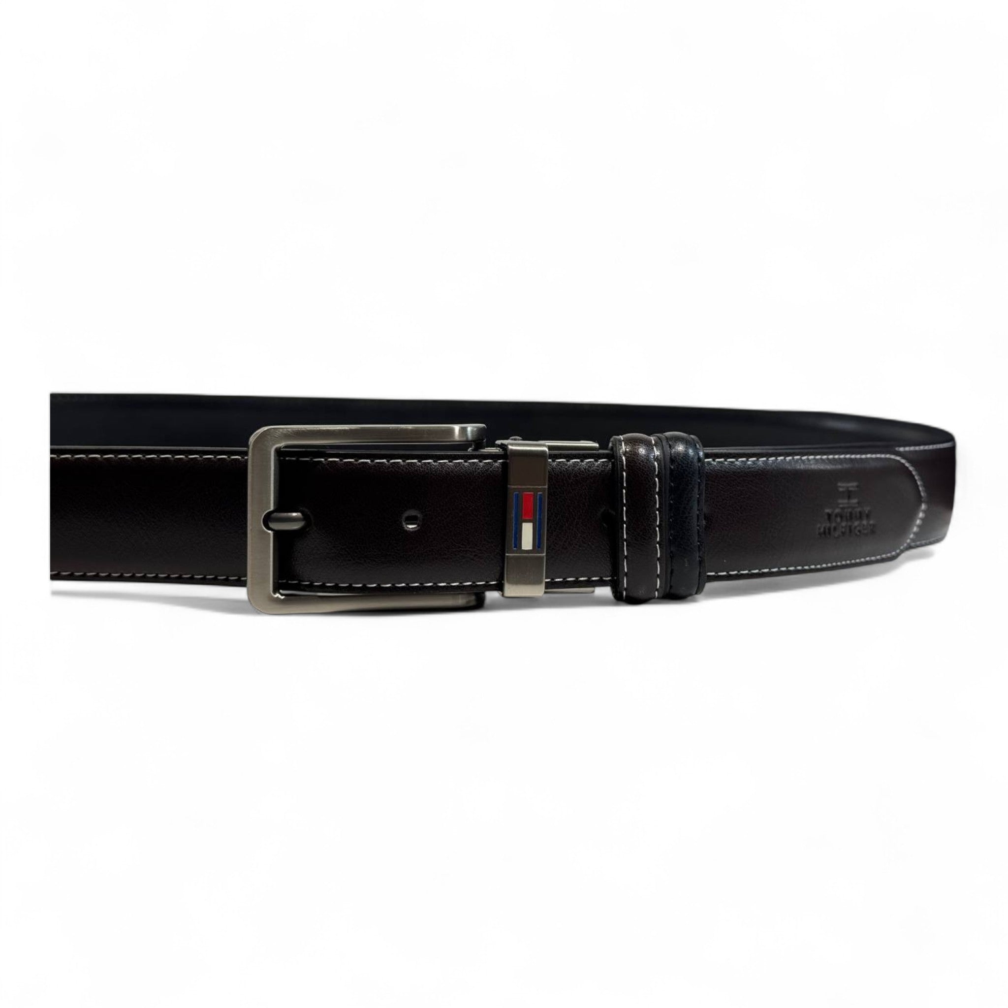 🔵🔴 Tommy Hilfiger Reversible Leather Belt – 135cm (Black & Brown) 🤍