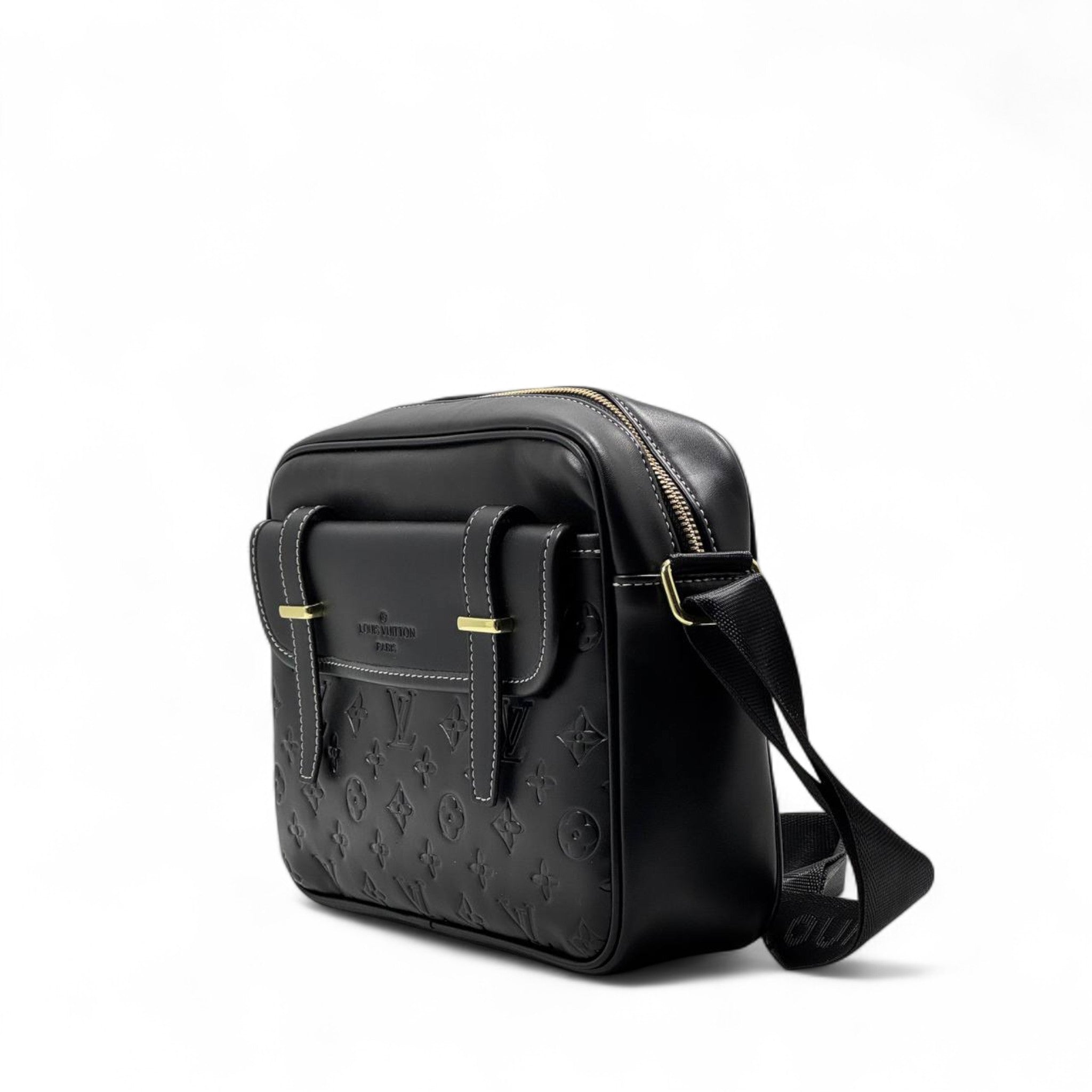 Louis Vuitton Embossed Leather Crossbody โ Urban Black Edition ๐ค๐