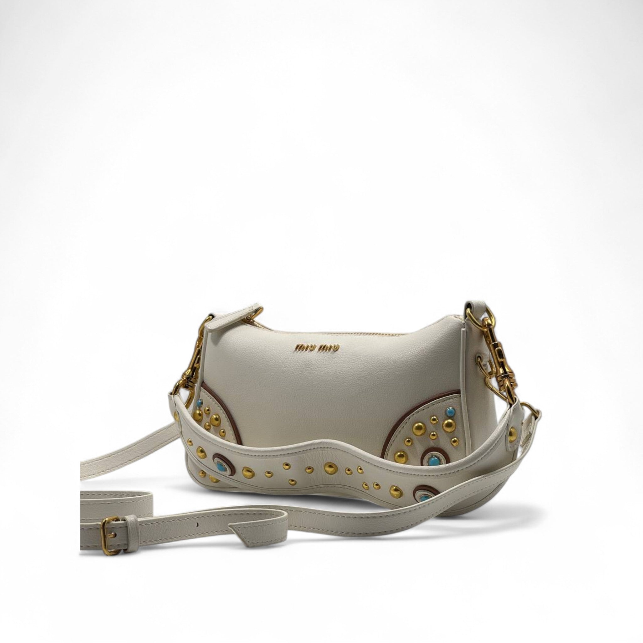 ๐ Miu Miu Ivory Studded Leather Bag โ Light Luxe, Statement Elegance ๐ค๐ซ