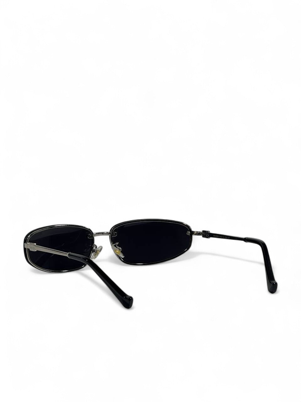 🖤 Miu Miu Rimless Dark Lens Sunglasses – Bold Elegance Redefined