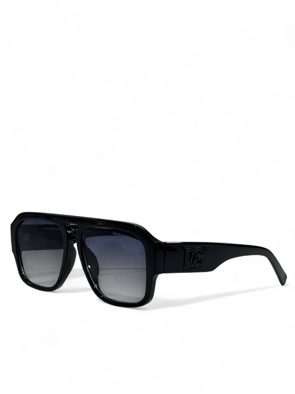 🕶️ Dolce & Gabbana Square Sunglasses – Black Glossy Edition