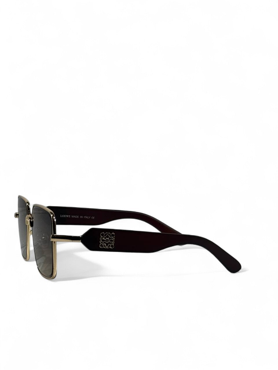 🕶️ Loewe Square Sunglasses – Gold & Black Edition