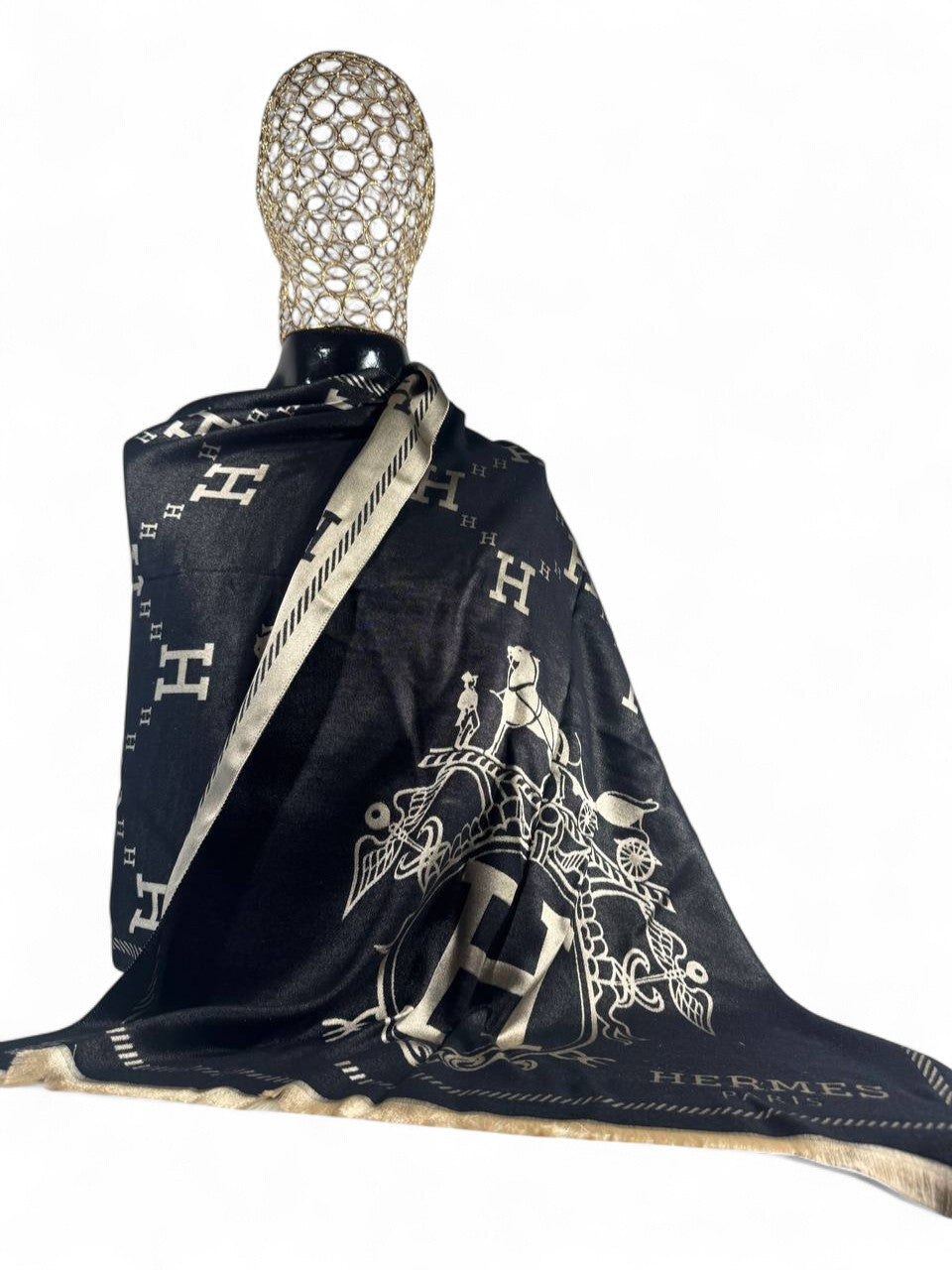🖤🤍 Hermès Double-Face Scarf – Noir & Ivory Prestige Edition