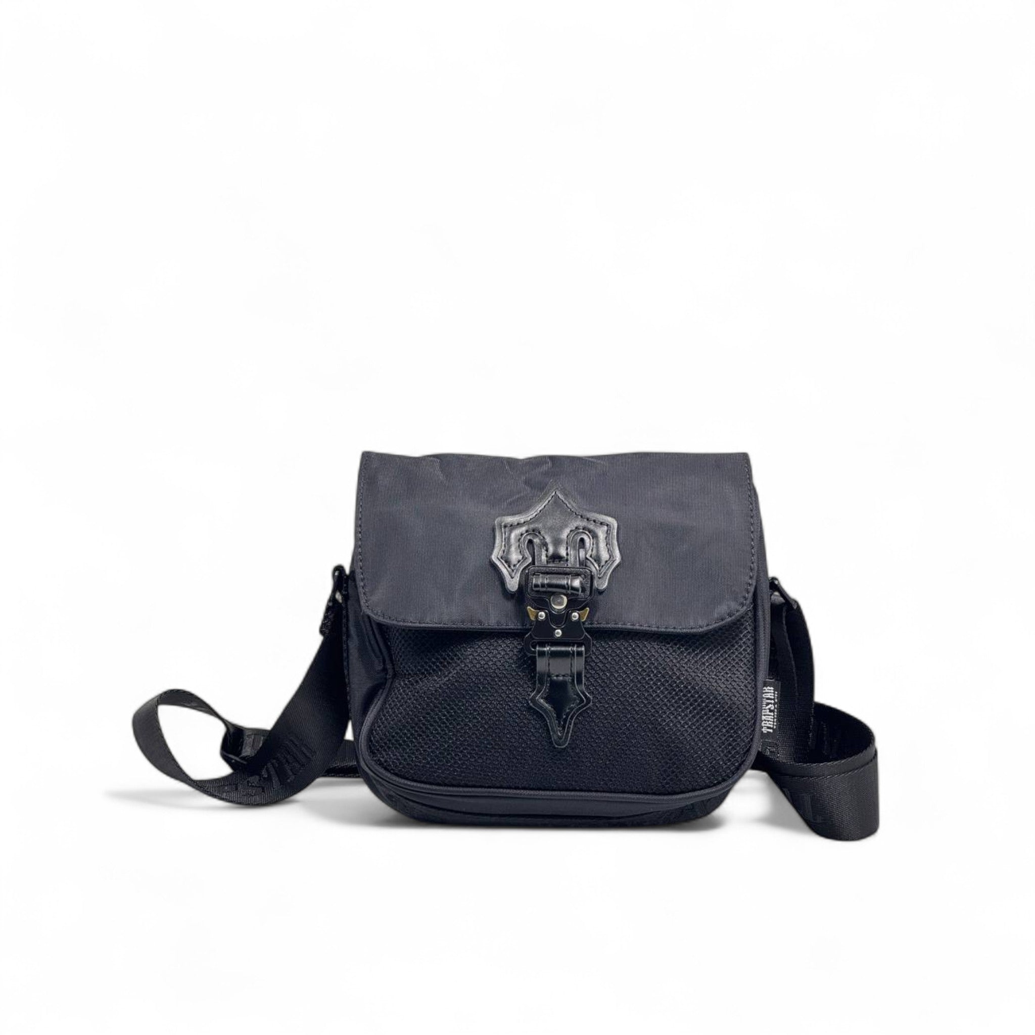 Trapstar Crossbody Bag – Black Edition with Gothic Buckle ⚔️🖤