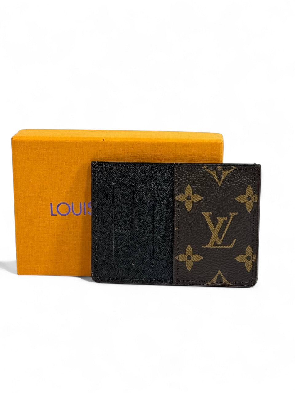 🟤 Louis Vuitton Monogram Reverse Card Holder – Modern Twist on Classic Luxury 💼