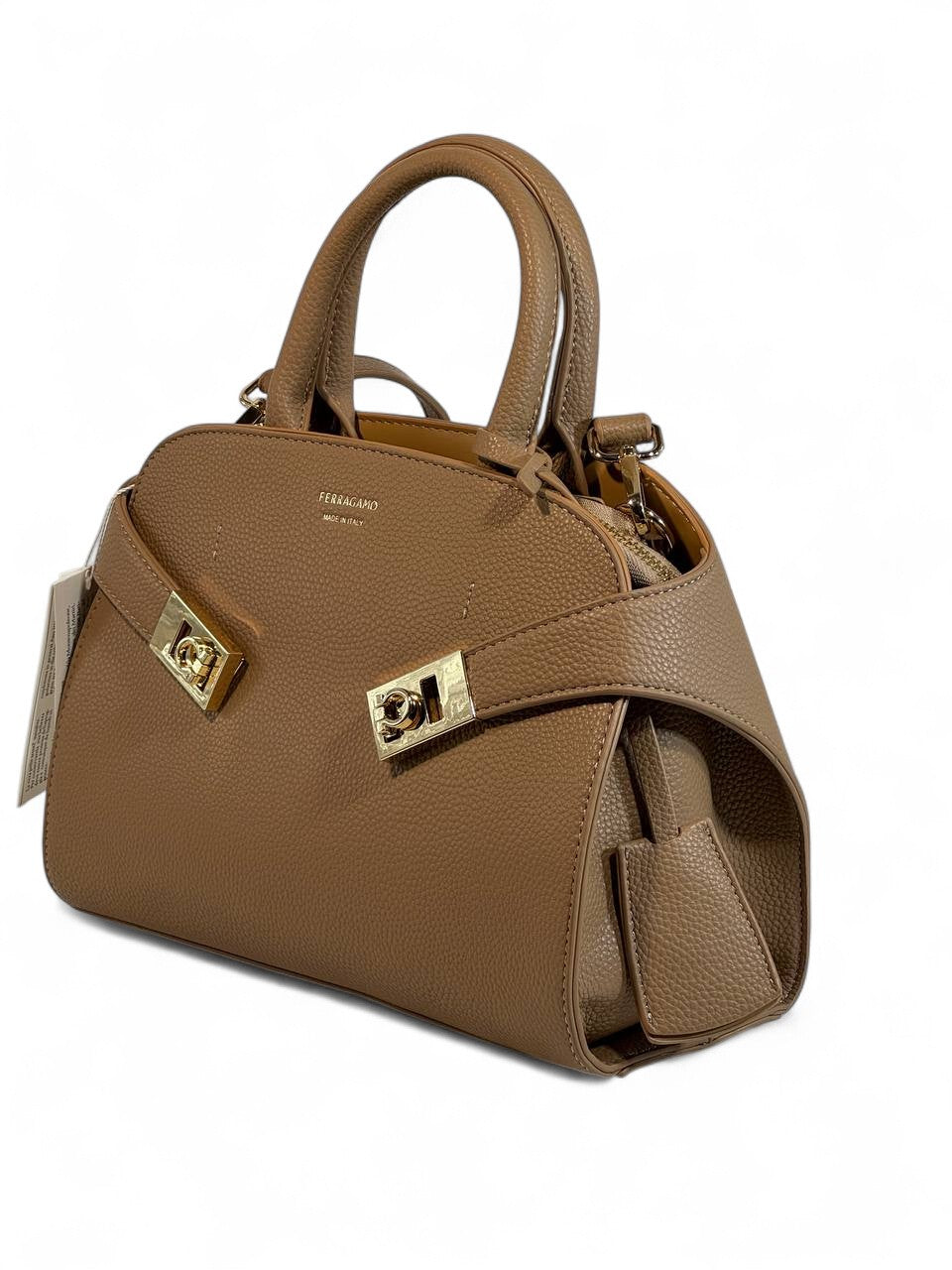 Salvatore Ferragamo MEDIUM Beige Leather Handbag 🤍 | Iconic Italian Elegance & Timeless Luxury