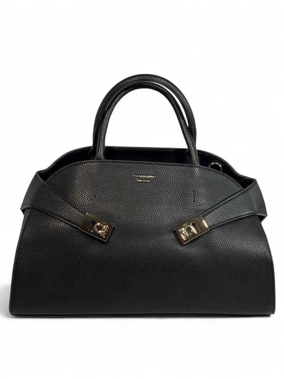 Salvatore Ferragamo Large Black Leather Handbag 🖤 | Iconic Gancini Detail & Timeless Italian Craftsmanship