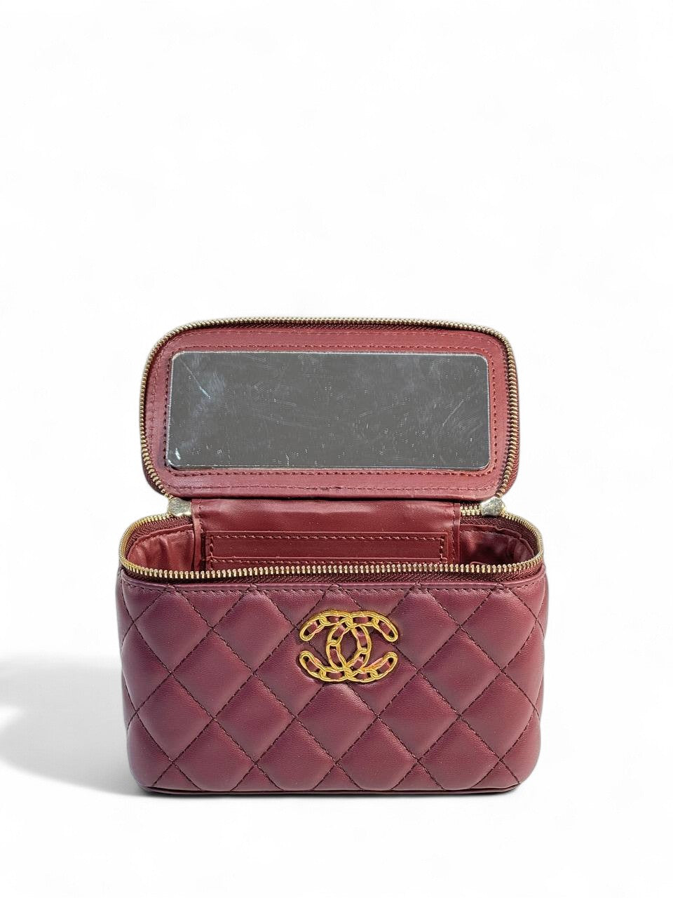 Chanel Burgundy Quilted Vanity Bag 💜 | Classic CC Gold Chain Handbag