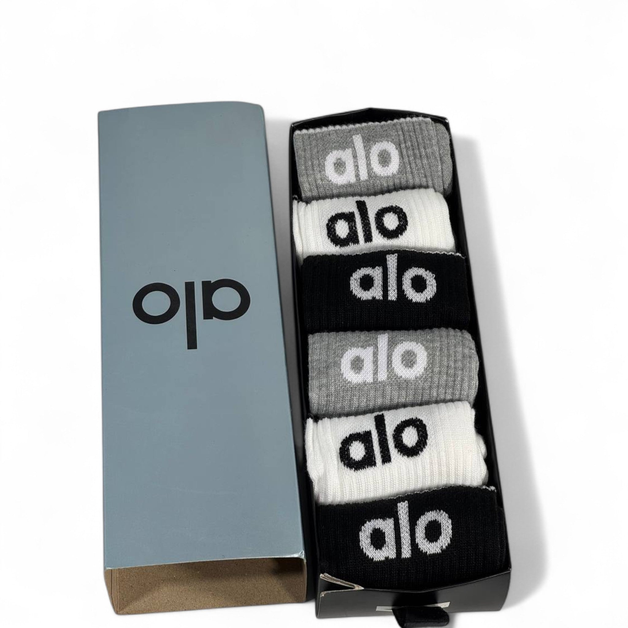 🧦 Alo Essential Socks Gift Set – 6 Pairs of Everyday Comfort