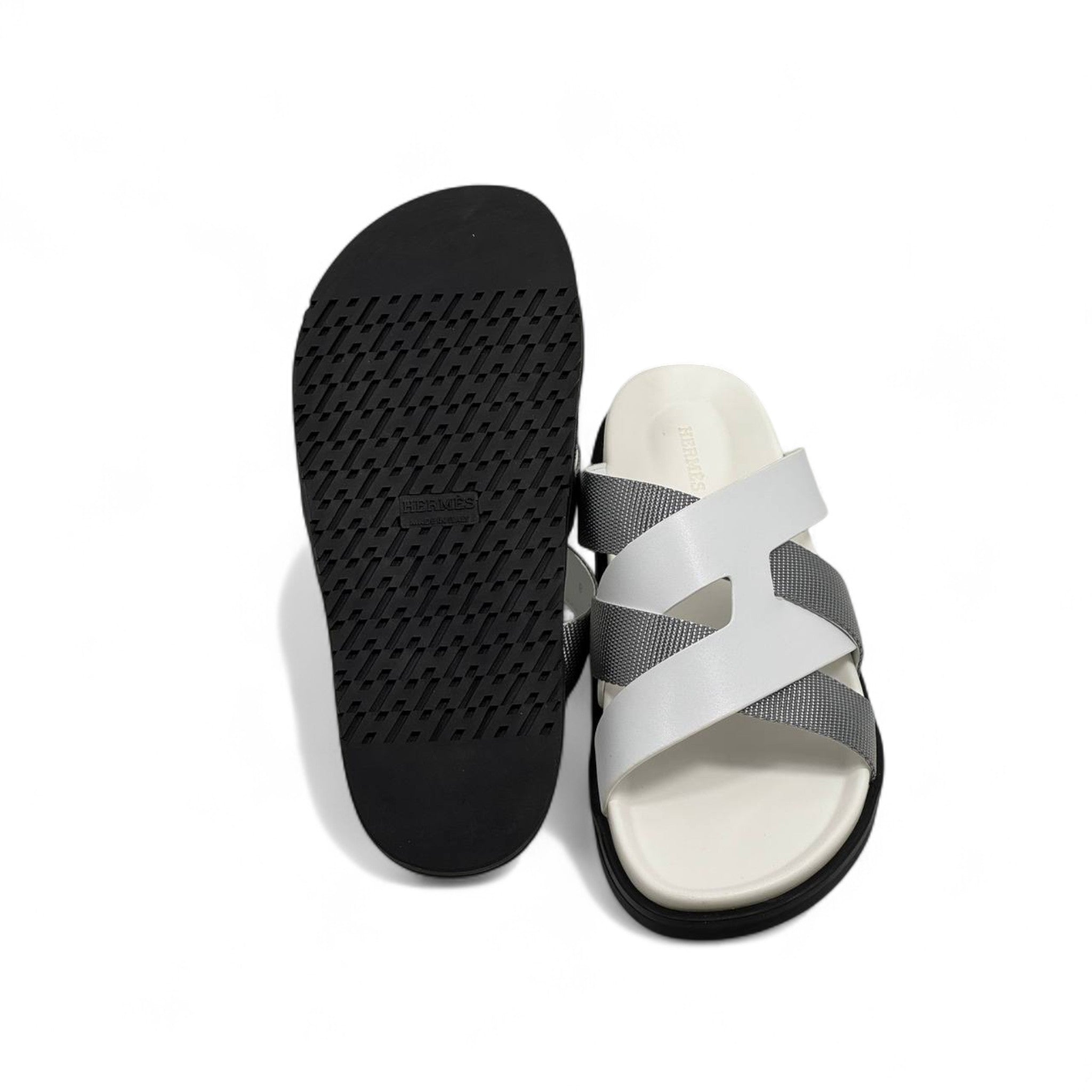 Hermès Inspired H Slide Sandals – White & Grey Elegance 👣🧡