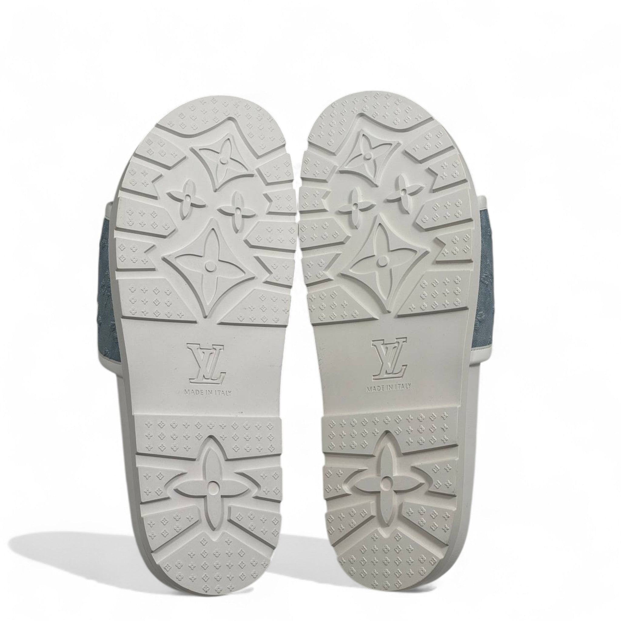 Louis Vuitton Denim Slide Slippers – Light Blue & White Comfort 🧊👟