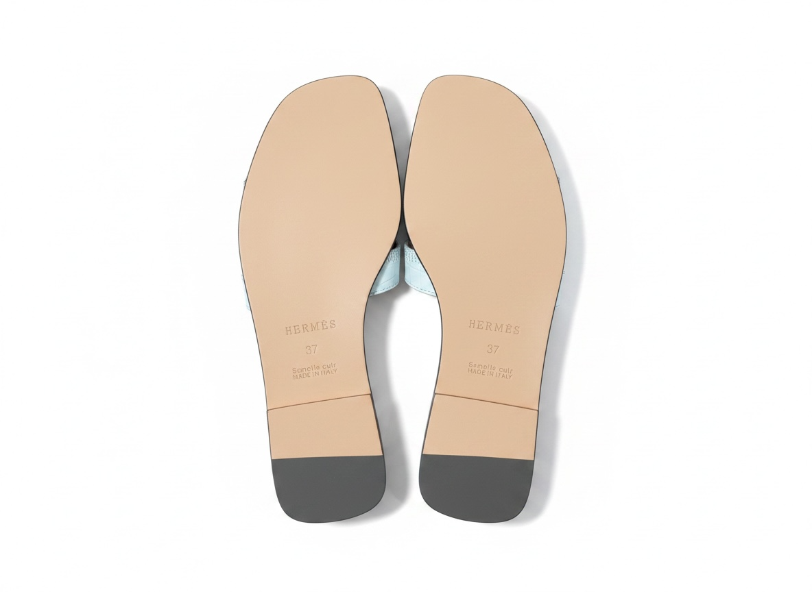 Hermès Himalaya-Inspired Luxury Slides 🤍🐊✨