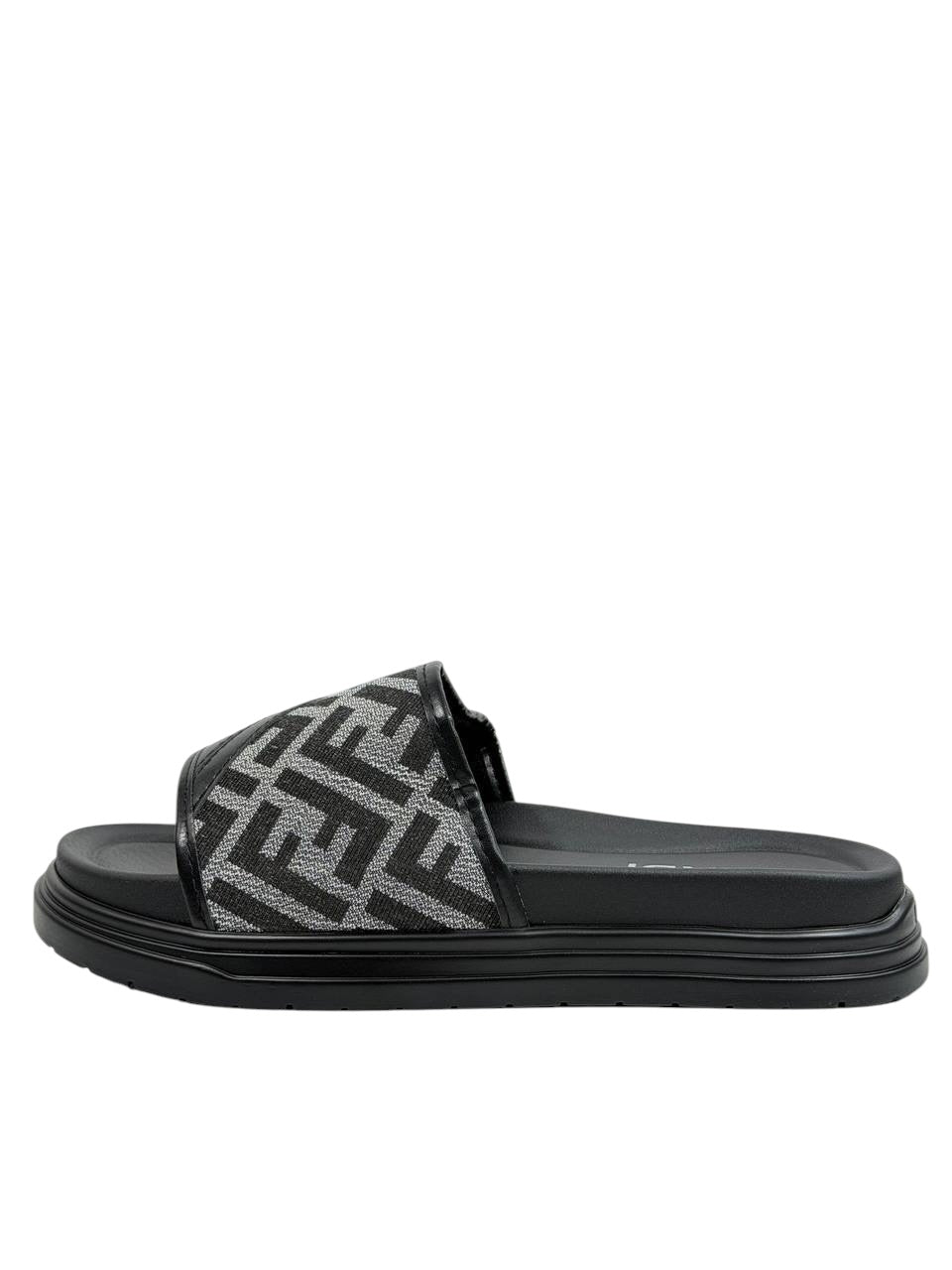 FENDI Luxury Slides – Black FF Edition 🖤✨