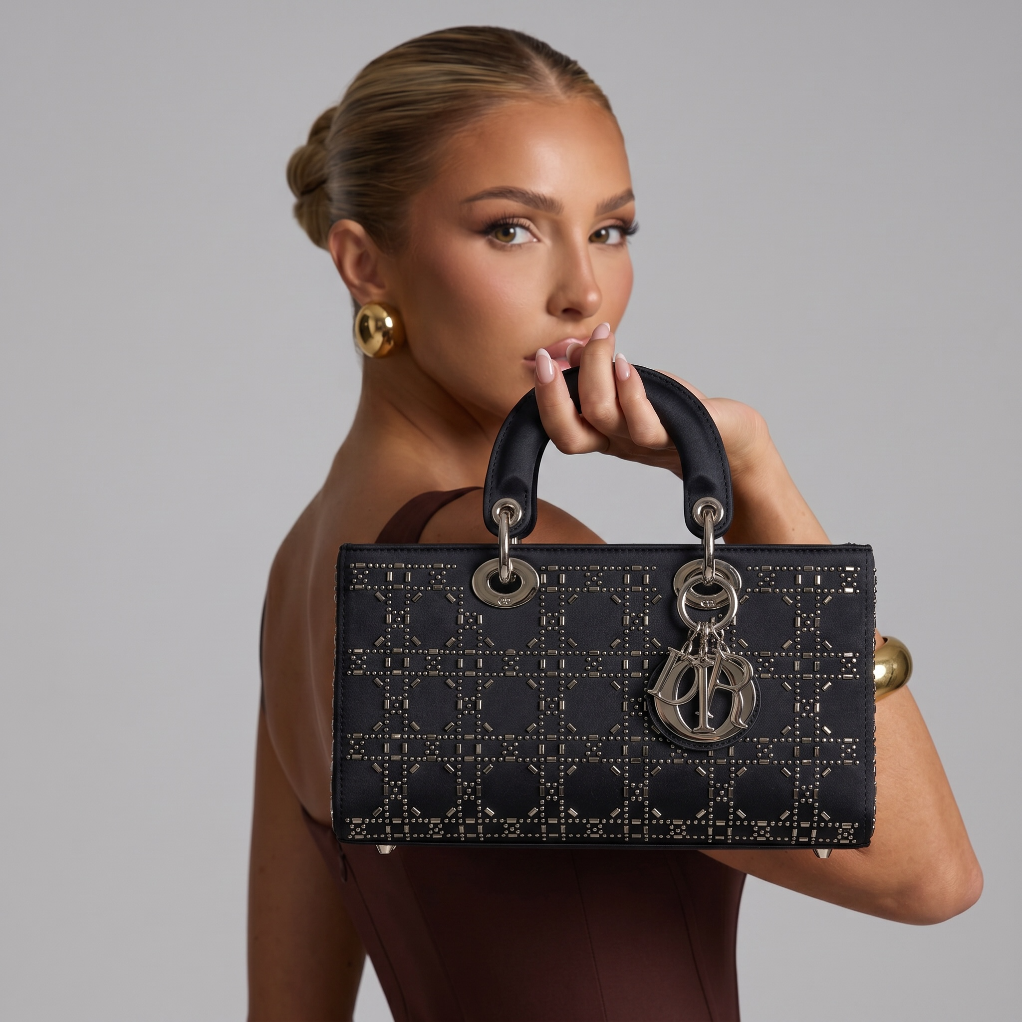 🖤 Dior Lady Dior Large Studded Cannage Bag – Black Edition 🖤