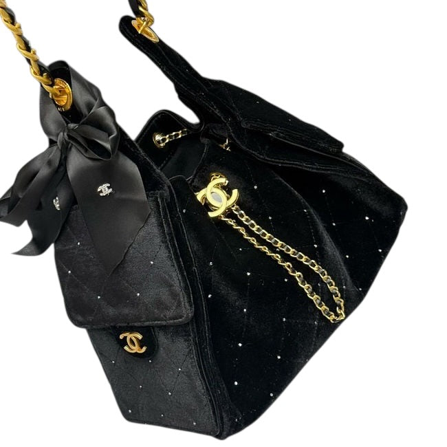 Chanel Velvet Crystal Quilted Shoulder Bag – Black & Gold ✨🖤