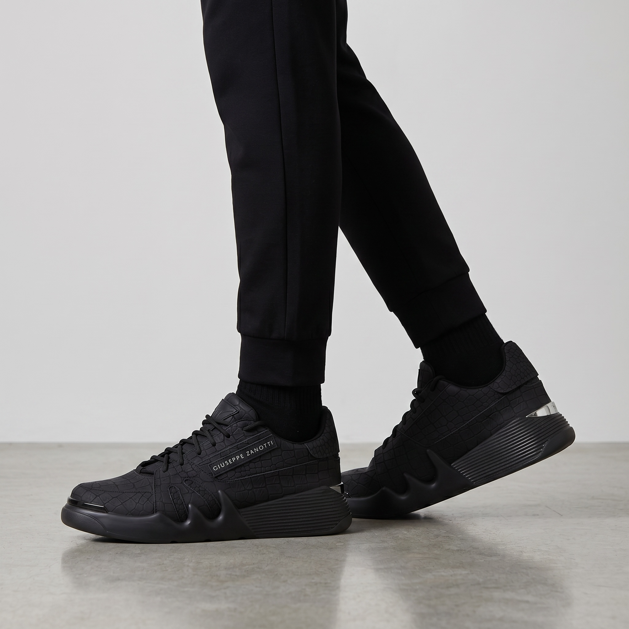 🖤 Giuseppe Zanotti Croc-Texture Luxury Sneakers 👟🔥