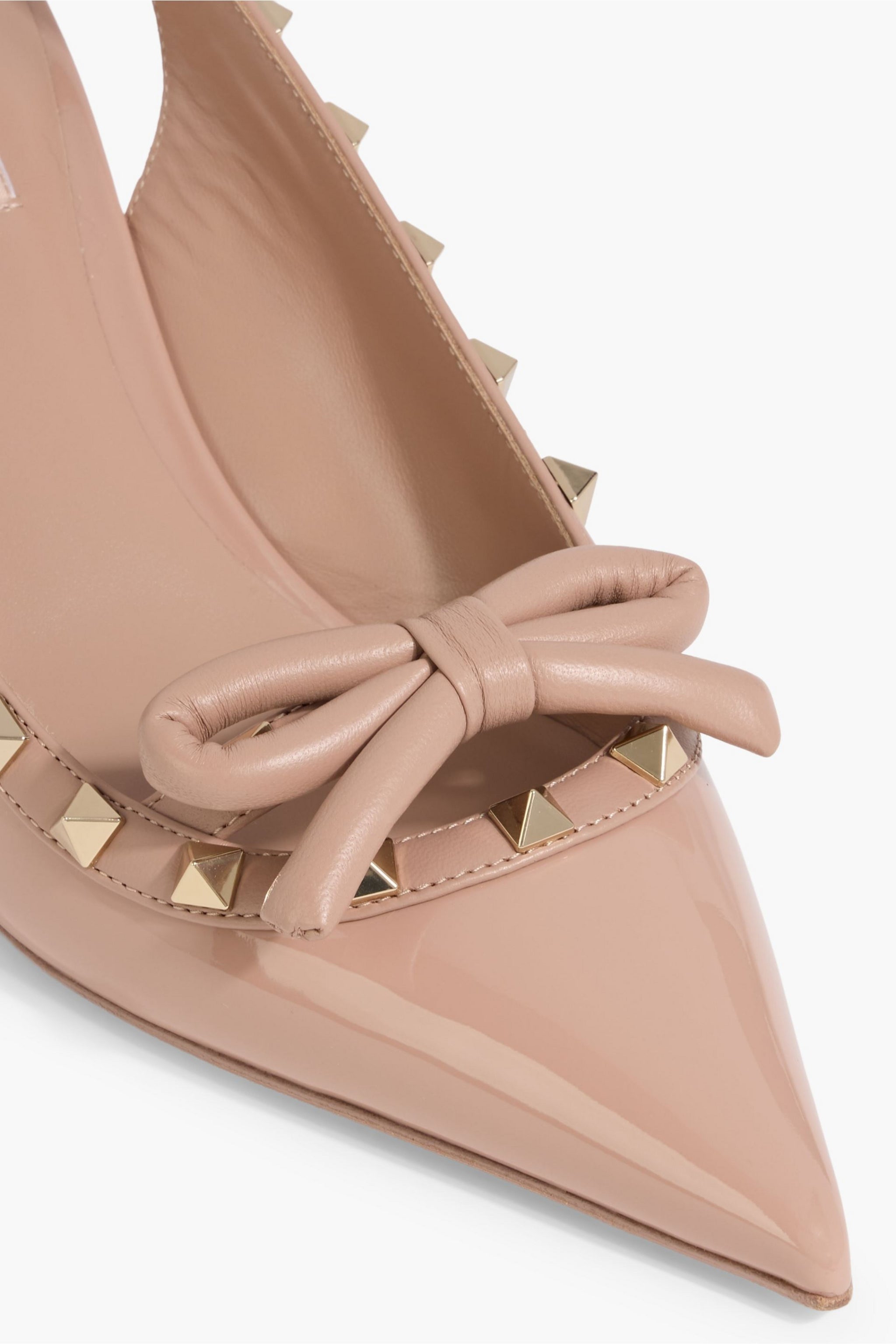 👠 Valentino Rockstud Bow Slingback Pumps – Nude