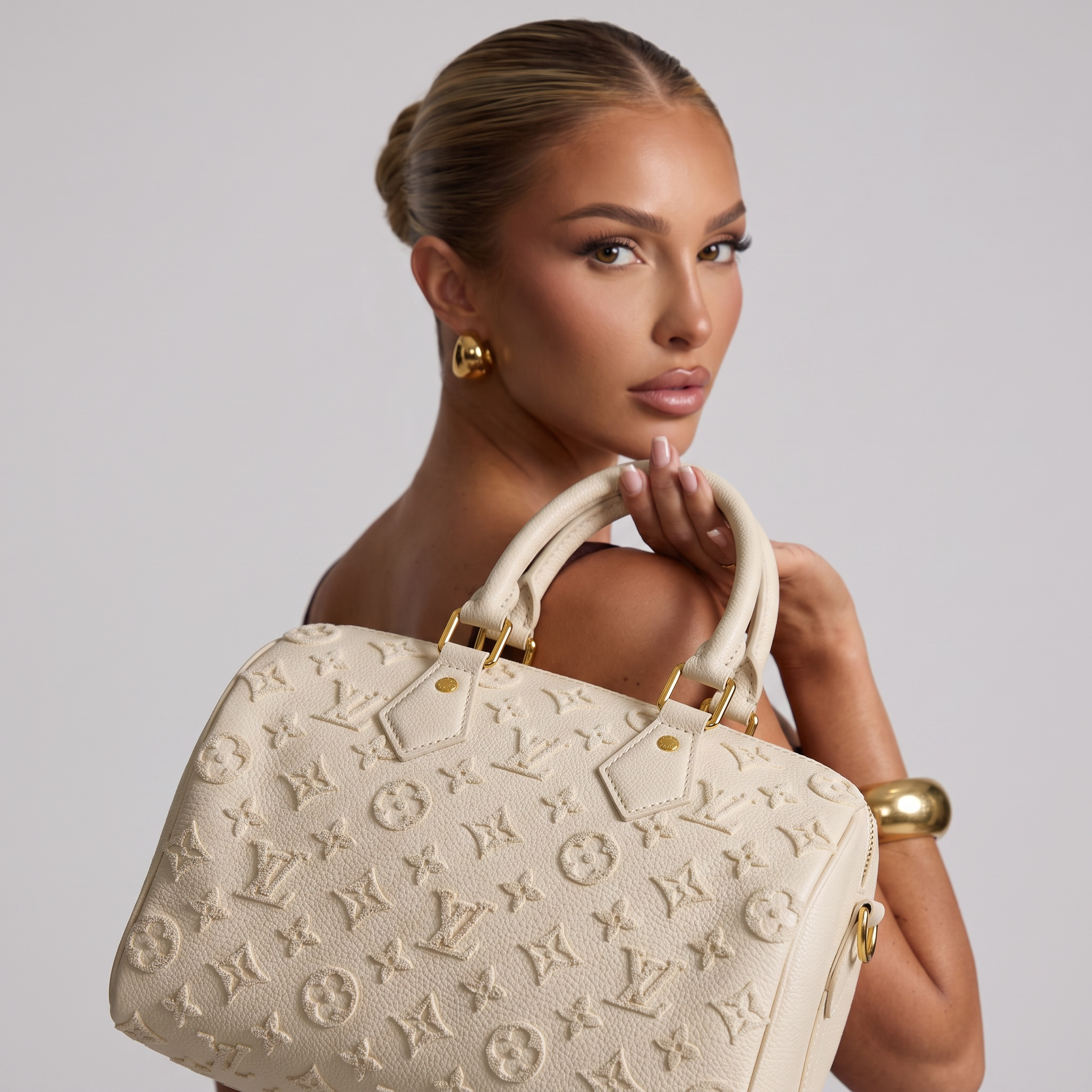 🤍 Louis Vuitton Monogram Empreinte Speedy Handbag – Cream