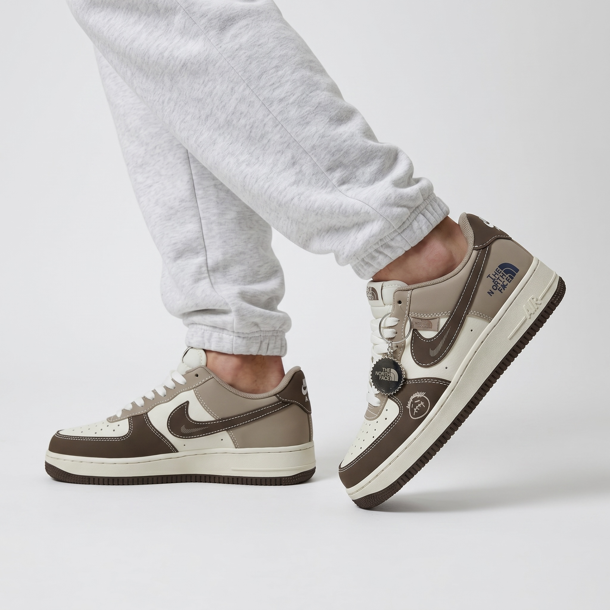 Nike Air Force 1 x Travis Scott x The North Face Brown Earth Edition 👟🤎🔥