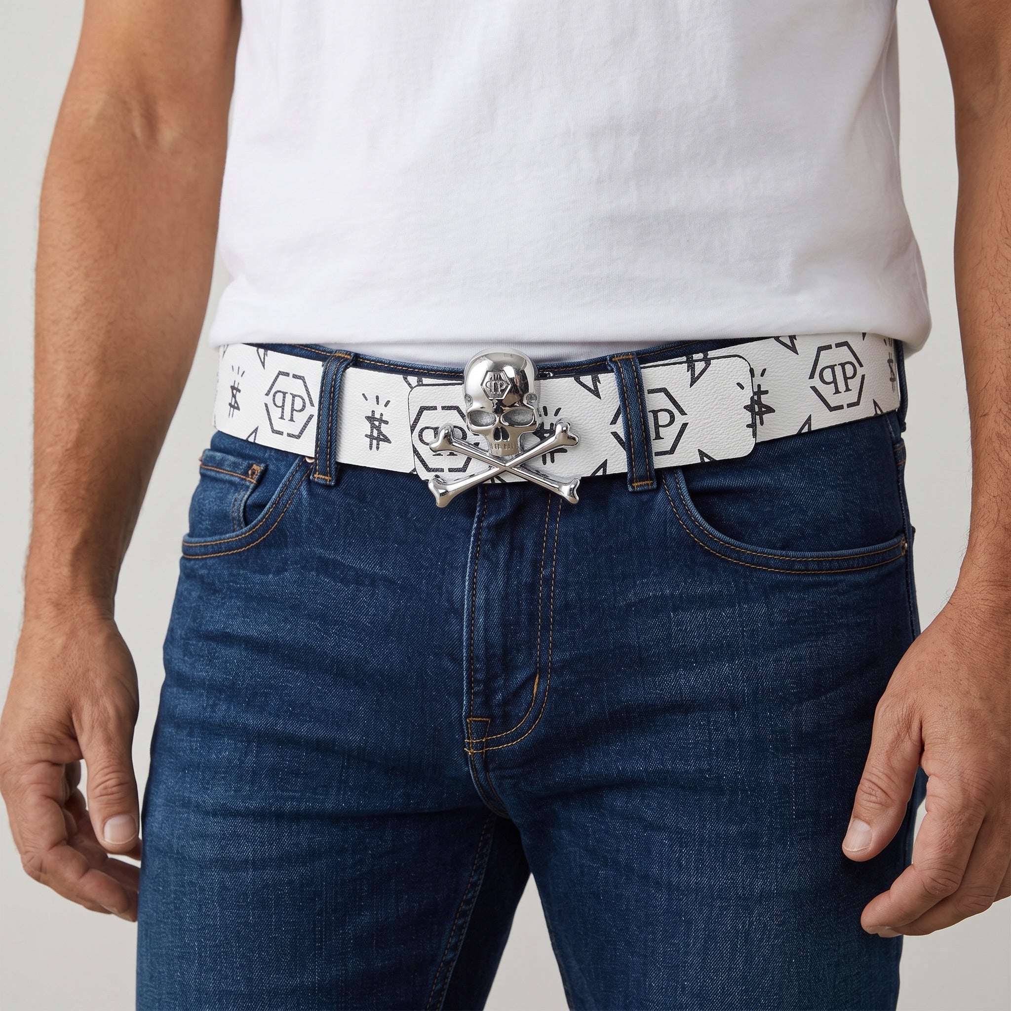 White Philipp Plein belt with repeating PP logo print and silver skull buckle