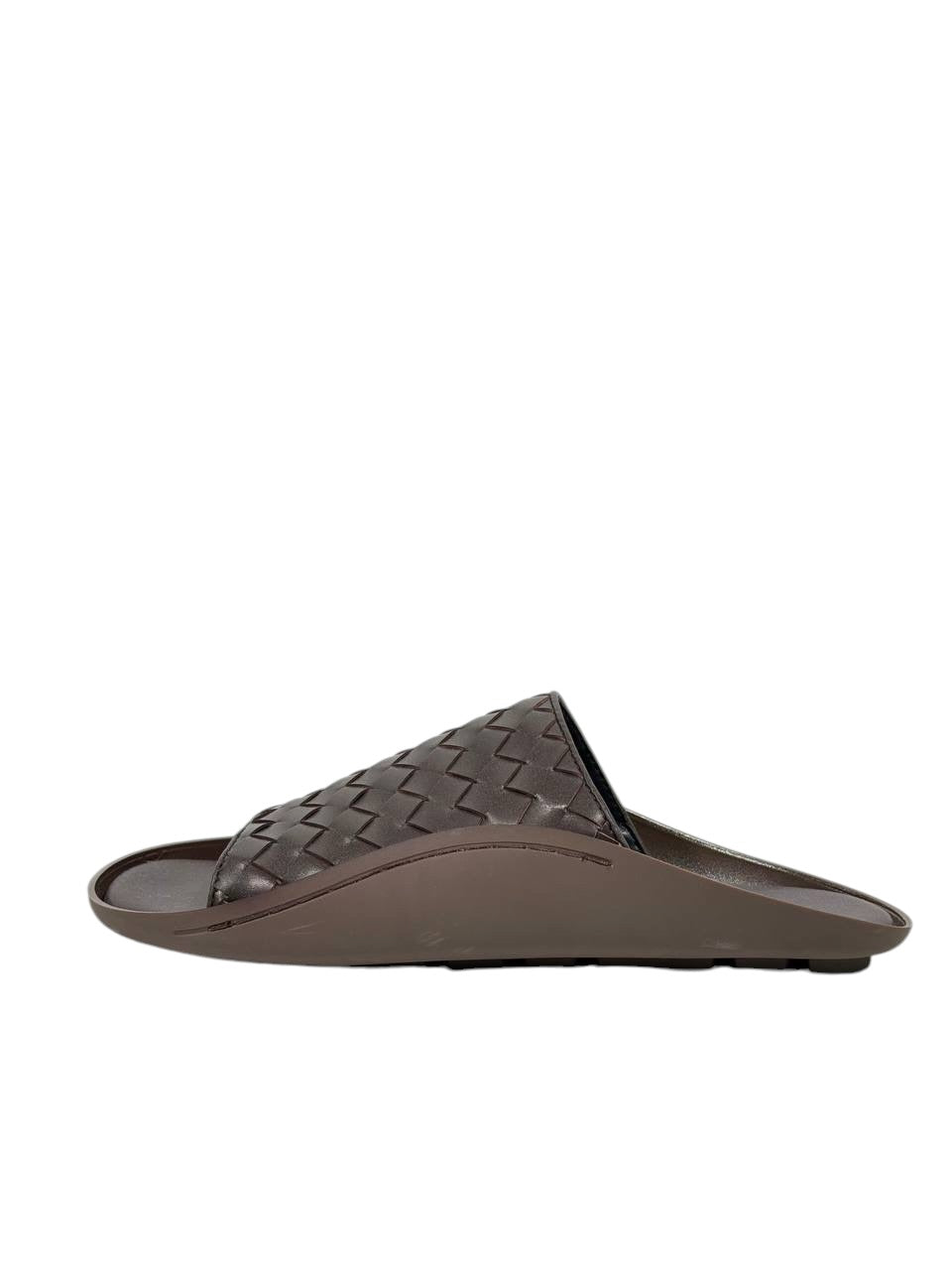 Bottega Veneta Intrecciato Slide Sandals – Brown Edition 🤎✨