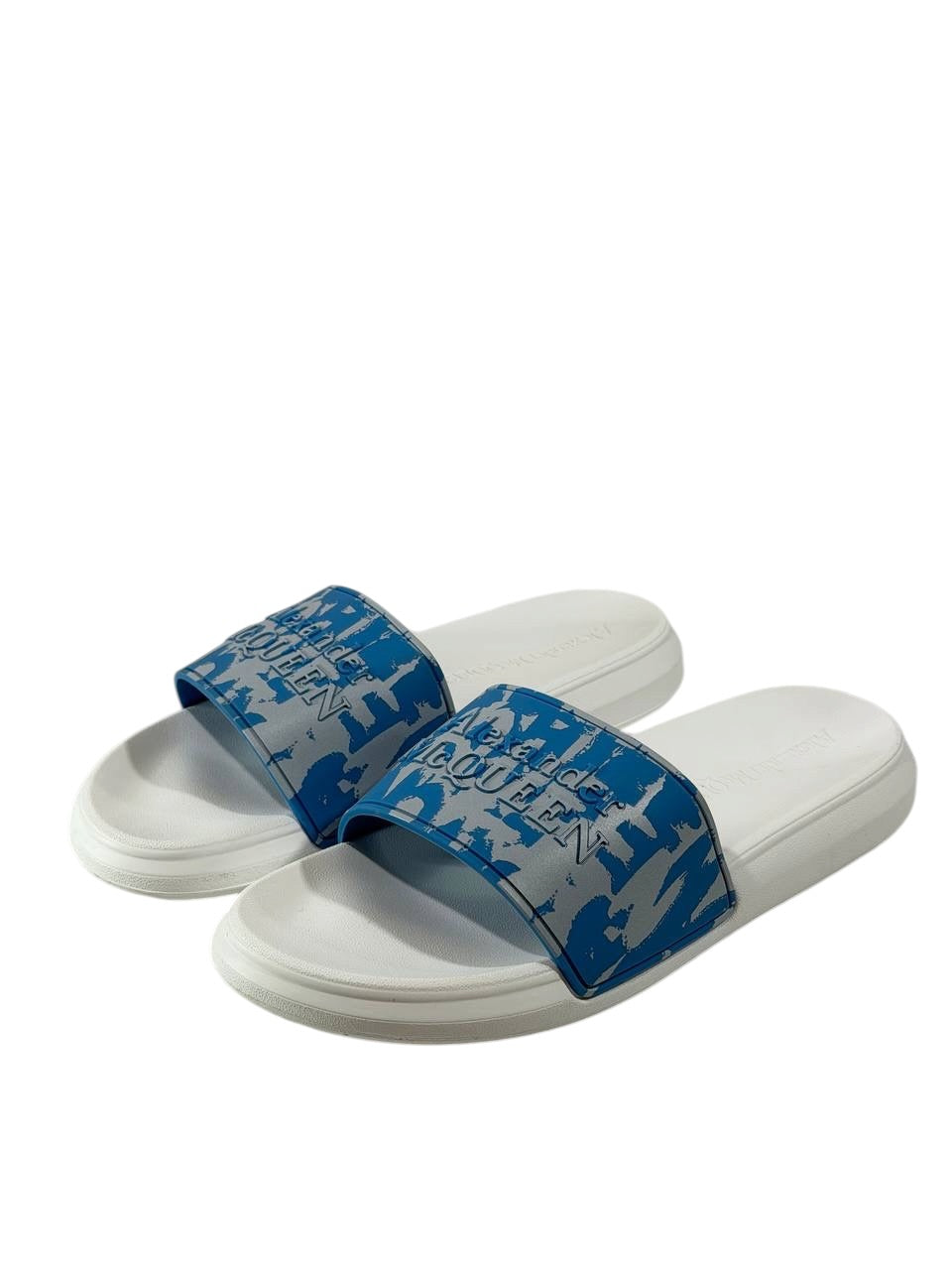 Alexander McQueen Urban Graphic Slide Sandals – Blue & White Luxury Streetwear 💙✨