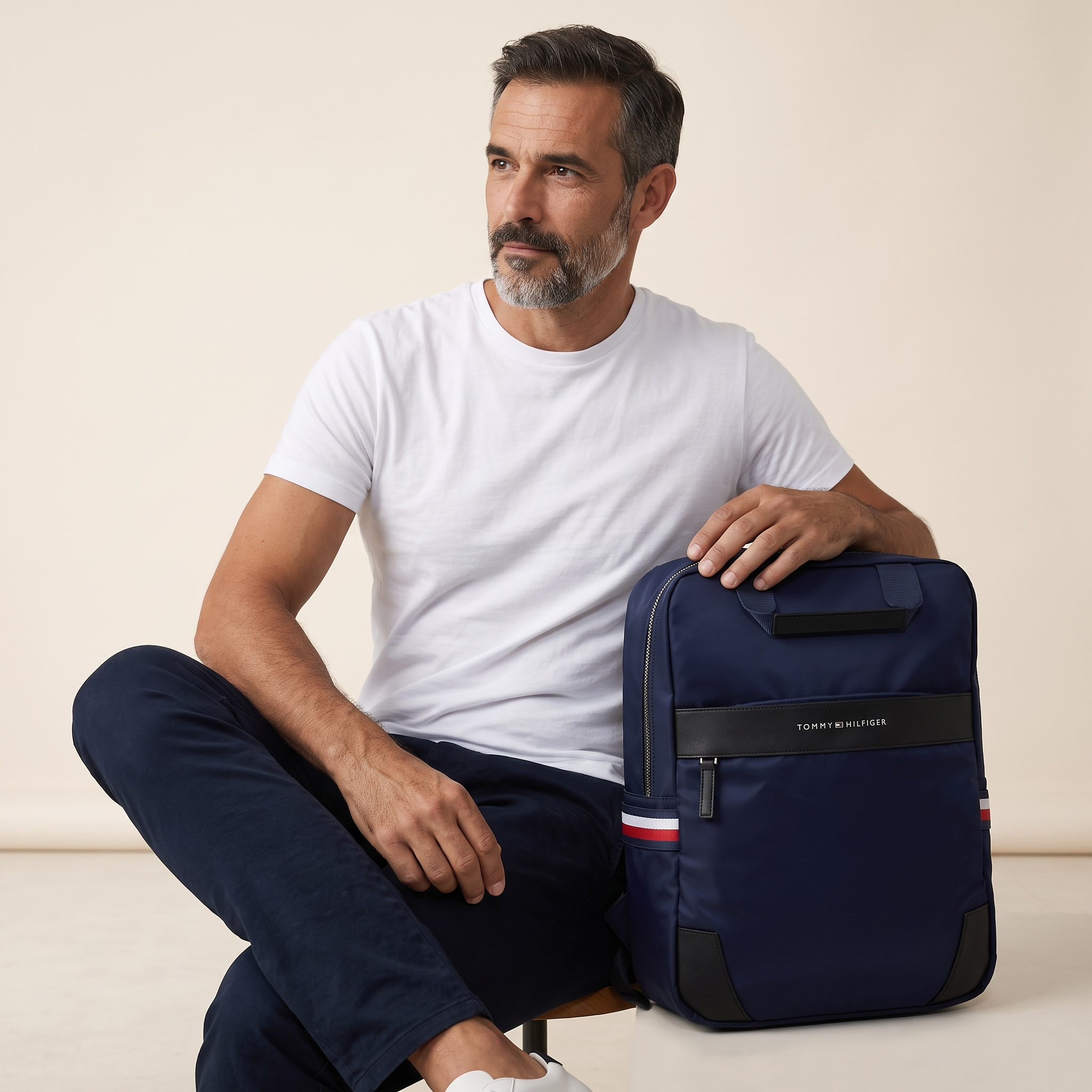 Tommy Hilfiger Navy Backpack 🎒 – Sleek Flag-Side Design for Everyday Style