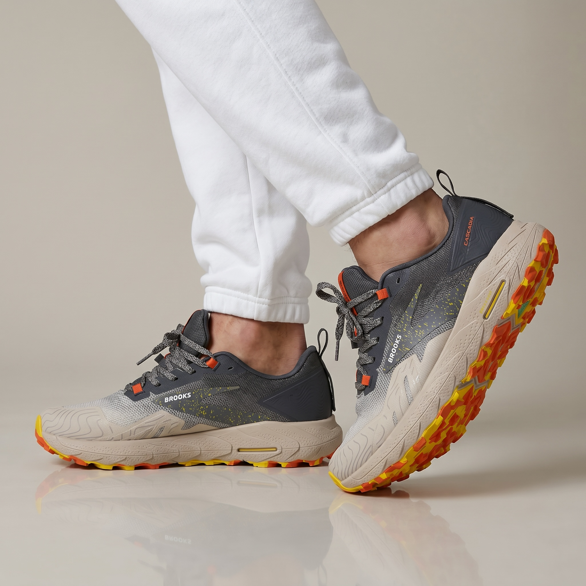 🌄👟 Brooks Cascadia Trail Running Shoes – Grey Orange Outdoor Adventure Sneakers ⚡🔥
