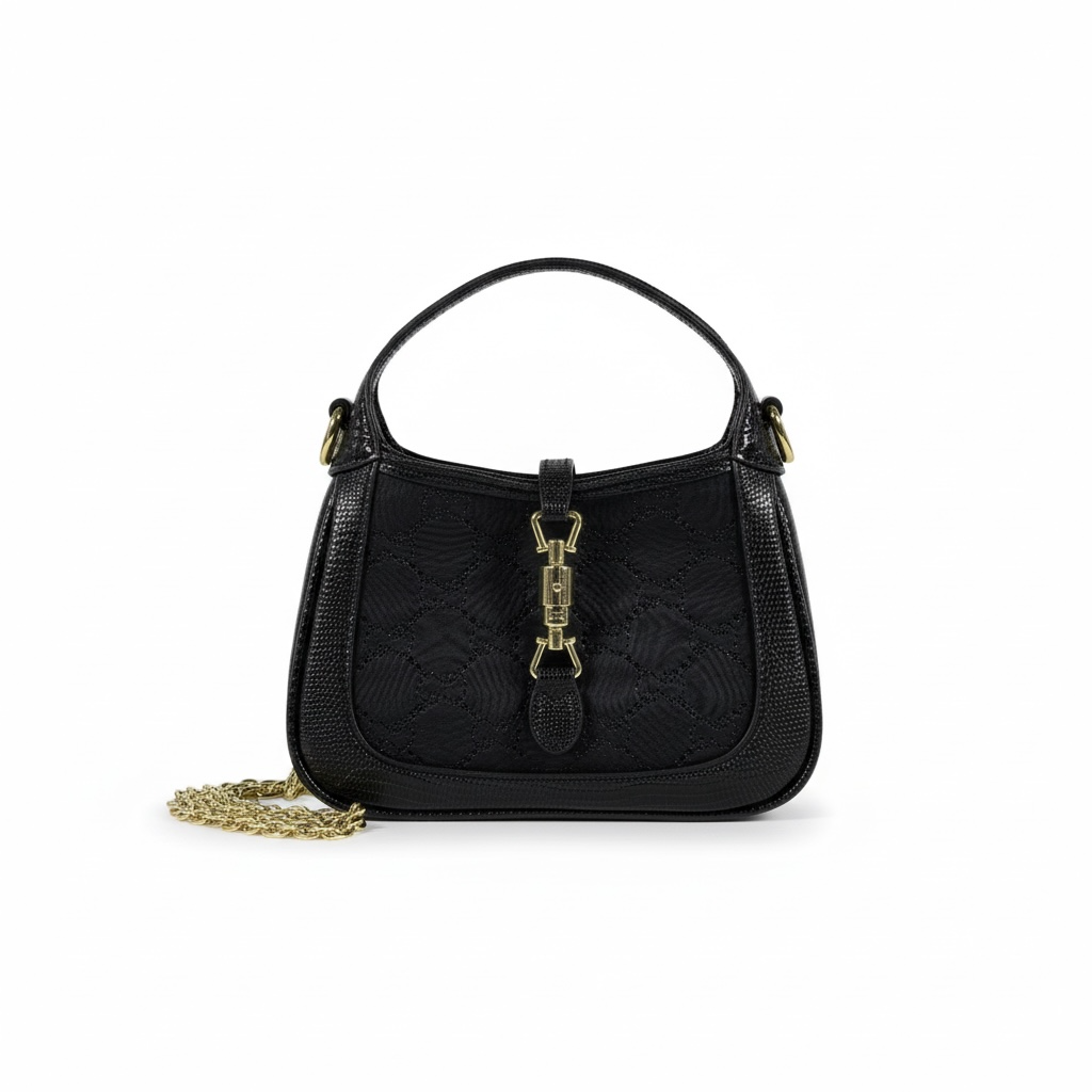 🖤 Gucci Black Horsebit Shoulder Bag – Timeless Elegance