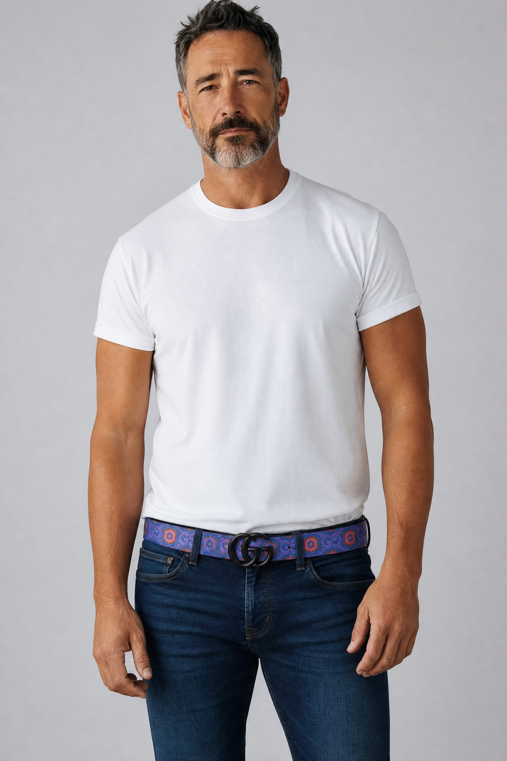 حزام Gucci بطبعة زهور مع مشبك GG أبيض غير لامع