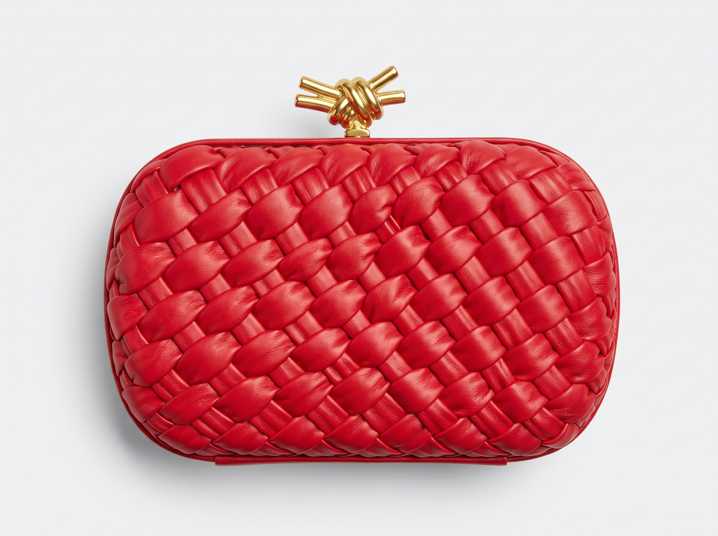Bottega Veneta Intrecciato Knot Clutch – Bold Red ❤️✨