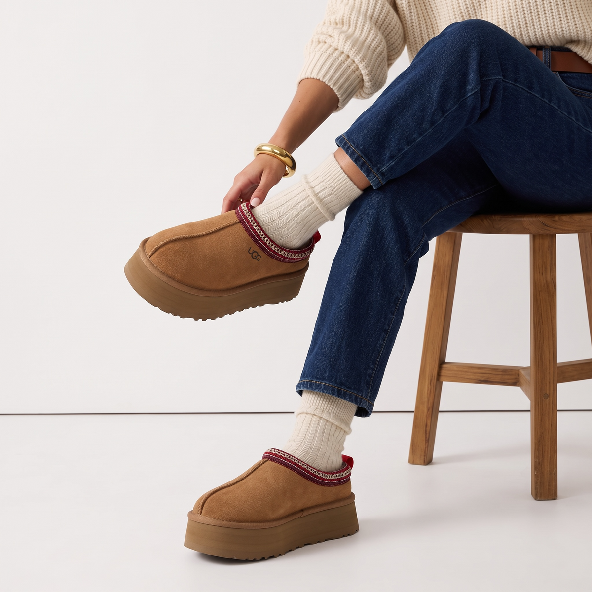 UGG Platform Cozy Slippers – Chestnut Everyday Luxury 🤎✨